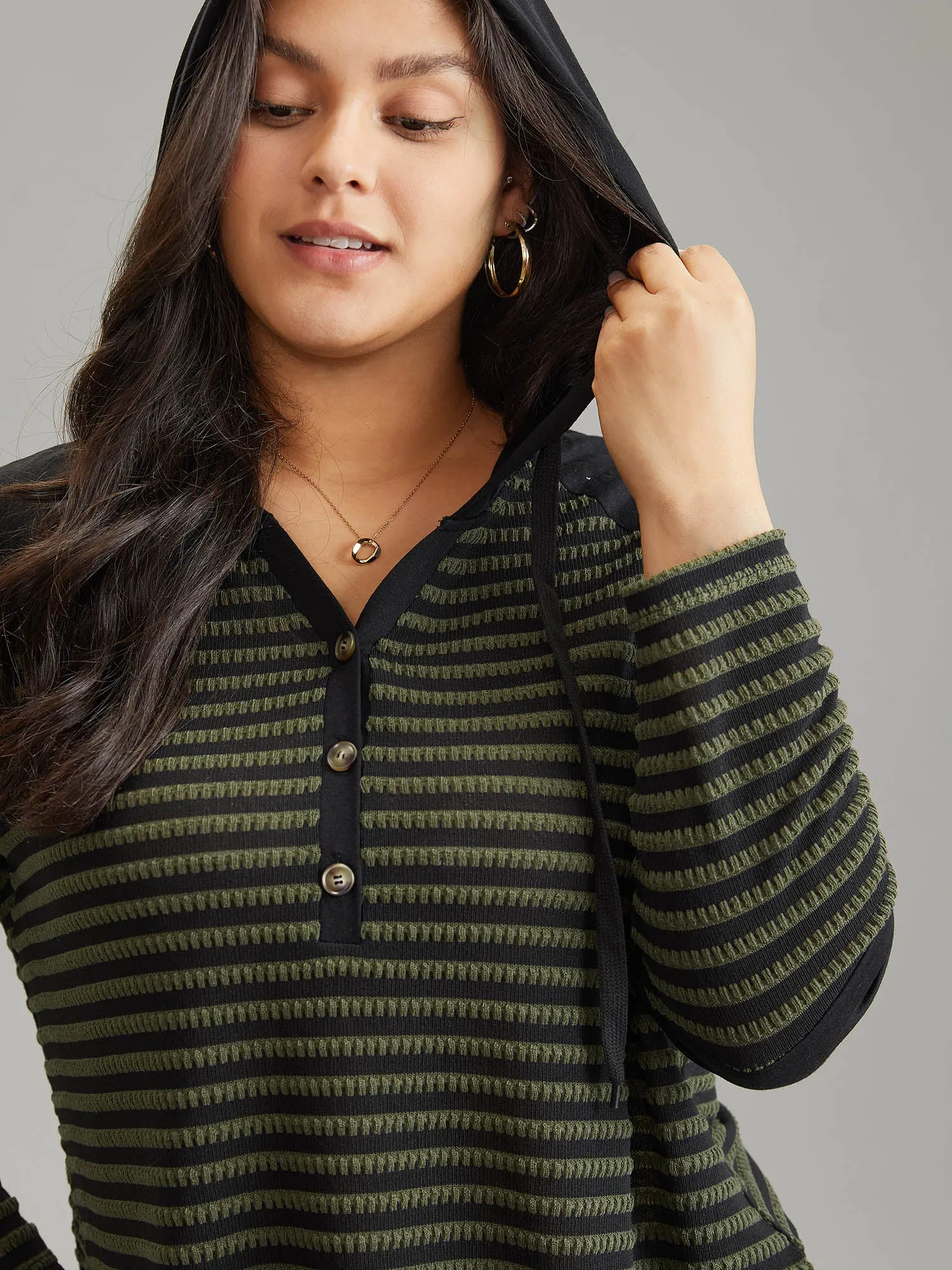 Textured Patchwork Hooded Raglan Sleeve T-shirt sold by Bloomchic product image thumbnail 4