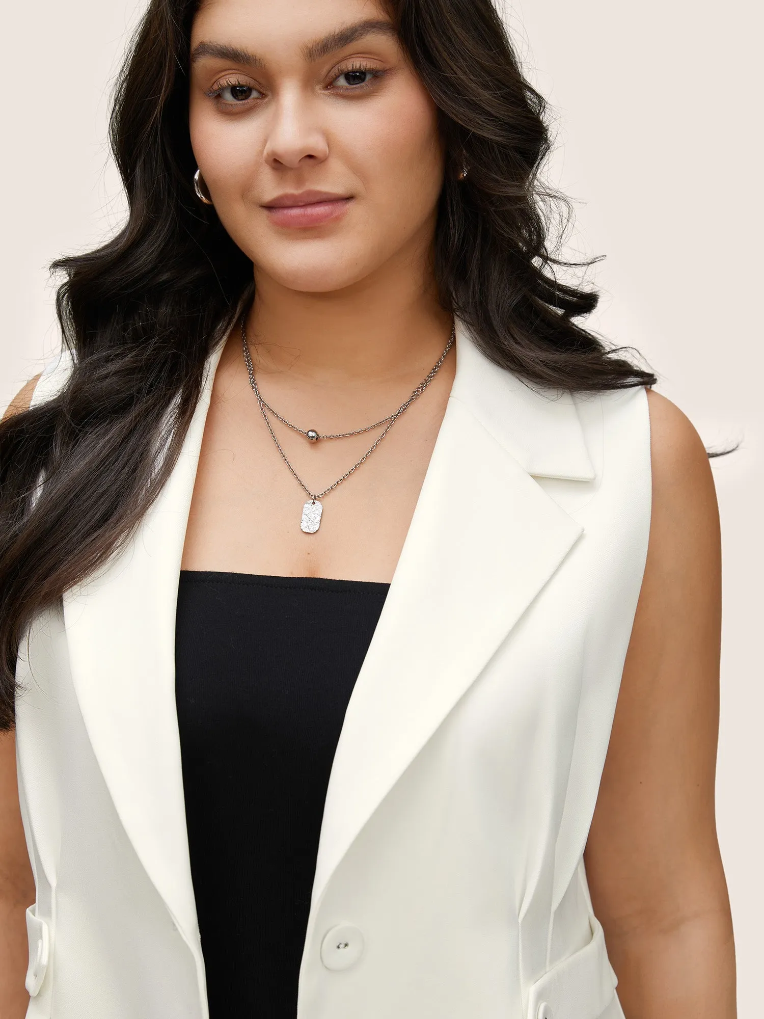 Solid Waist Tab Pleated Split Hem Vest sold by Bloomchic product image thumbnail 3