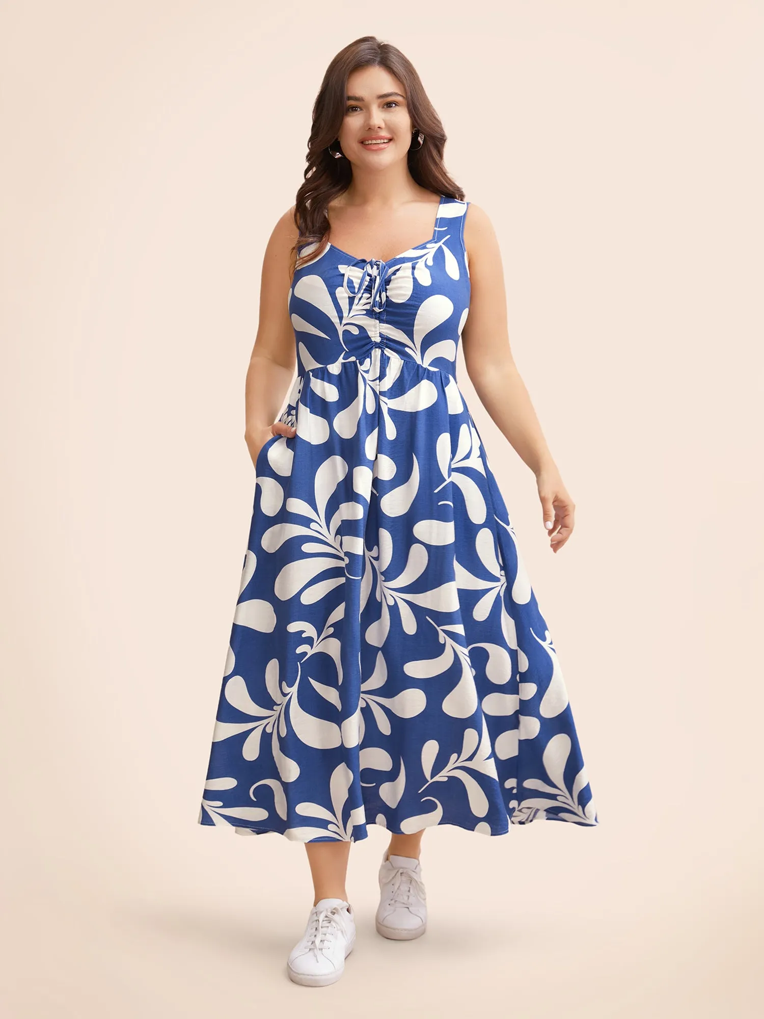 Silhouette Floral Print Drawstring Midi Dress sold by Bloomchic product image thumbnail 3