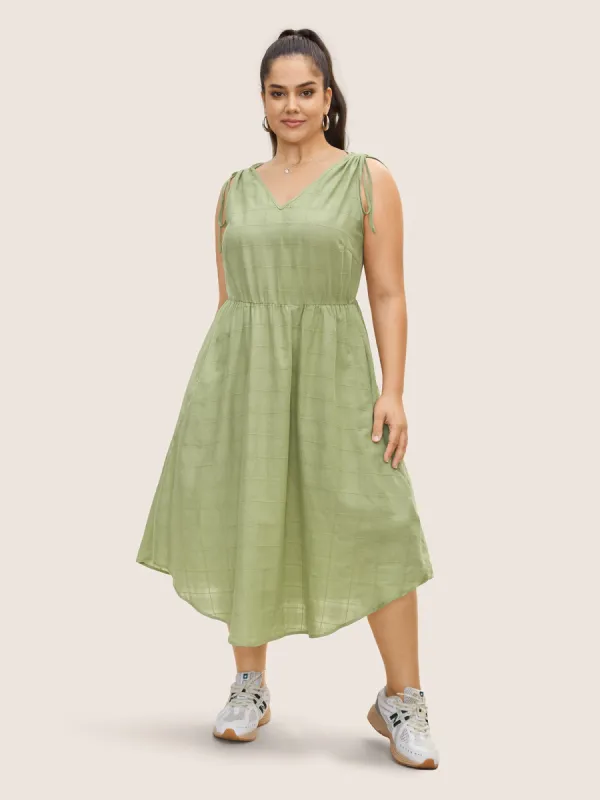 V Neck Solid Textured Drawstring Midi Dress sold by Bloomchic