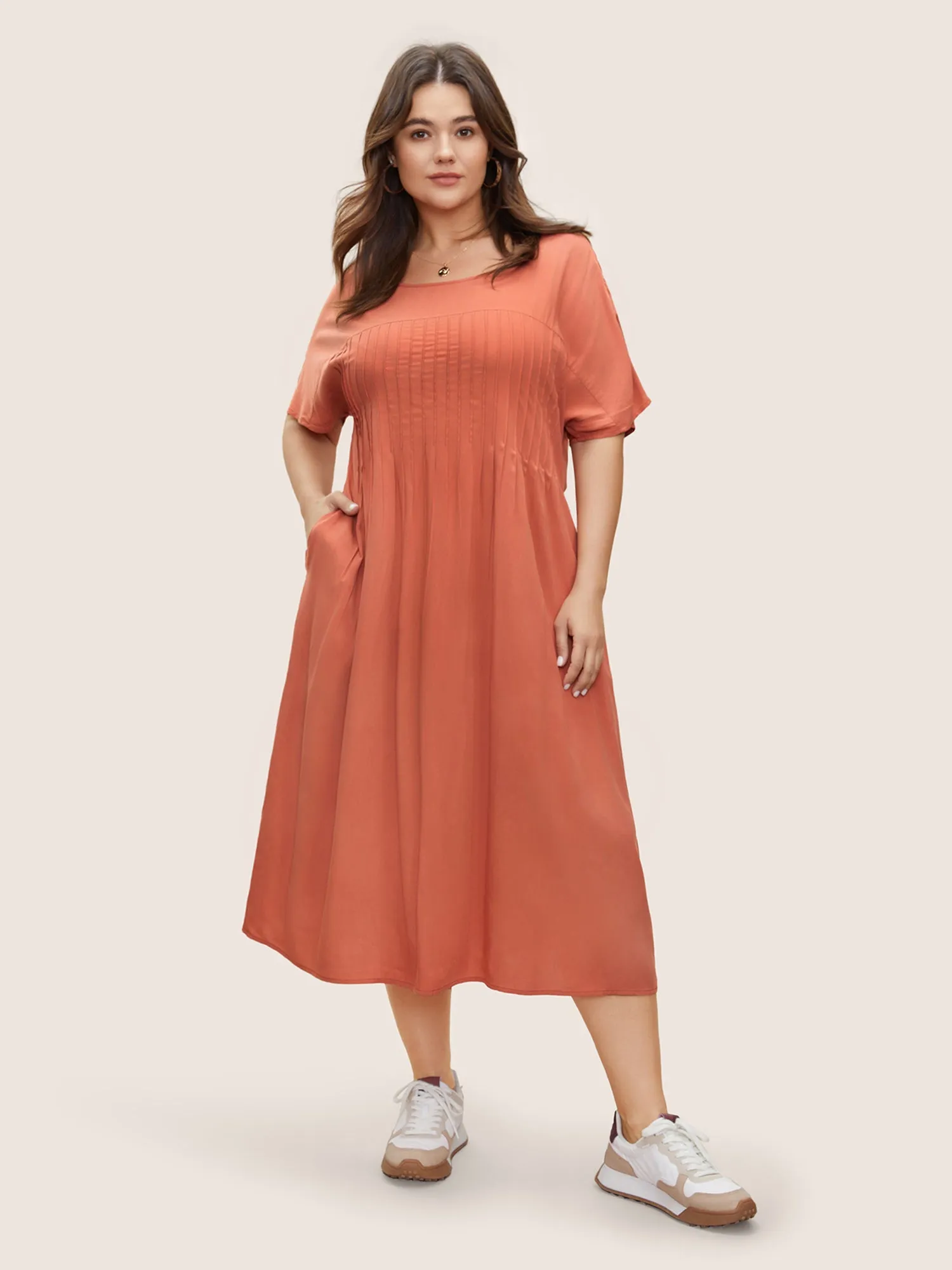 Plain Pleated Pocket Rayon Midi Dress sold by Bloomchic product image thumbnail 3