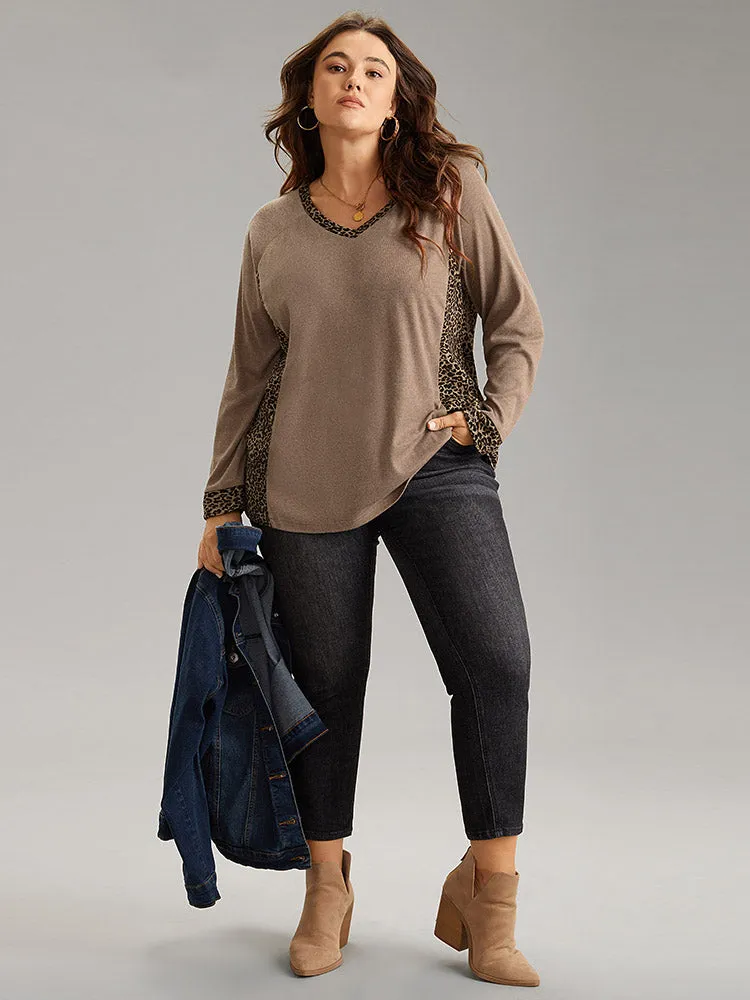 Leopard Patchwork V Neck Raglan Sleeve T-shirt sold by Bloomchic product image thumbnail 4