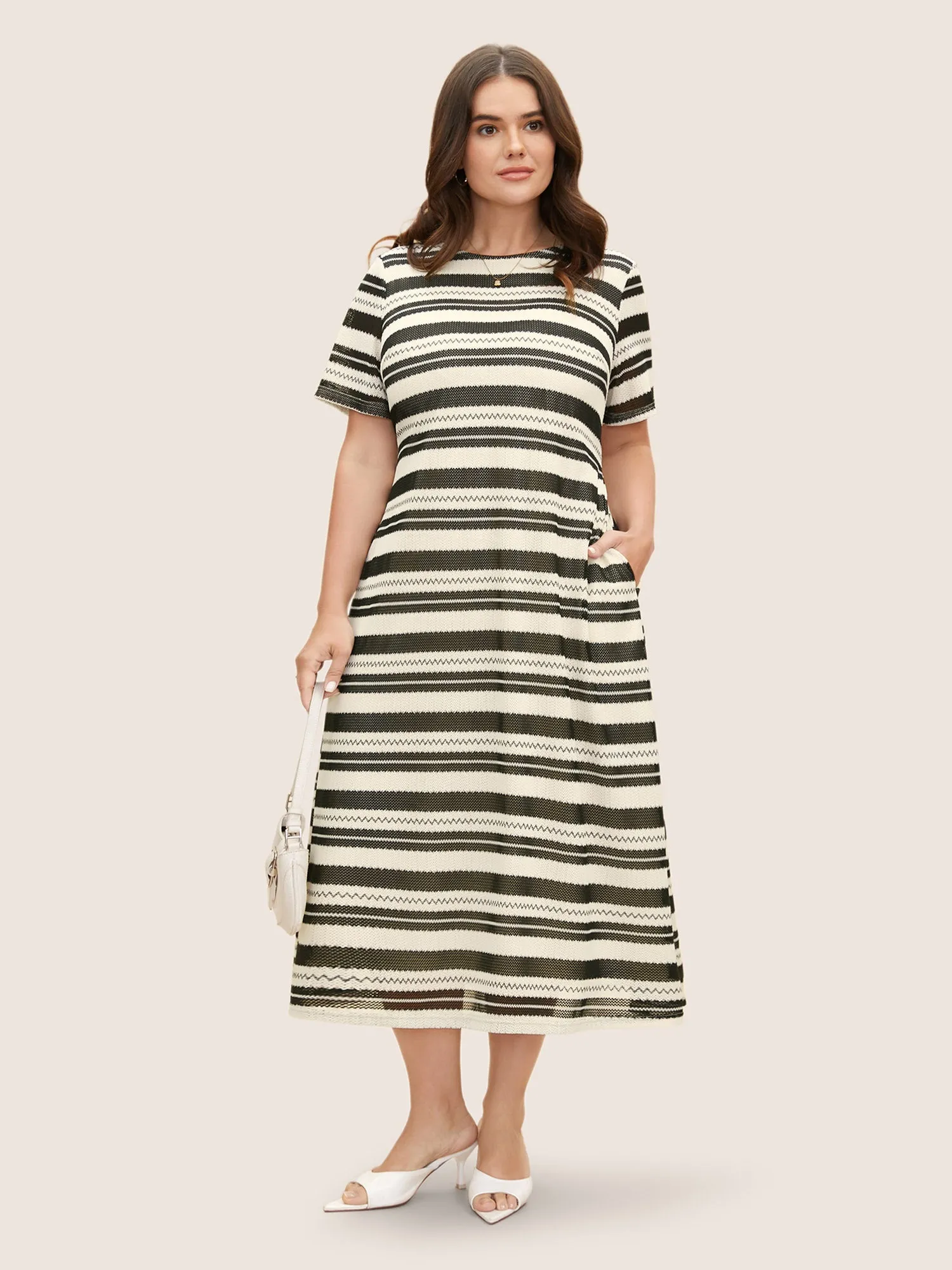 Striped Texture Crew Neck Midi Knit Dress sold by Bloomchic product image thumbnail 2