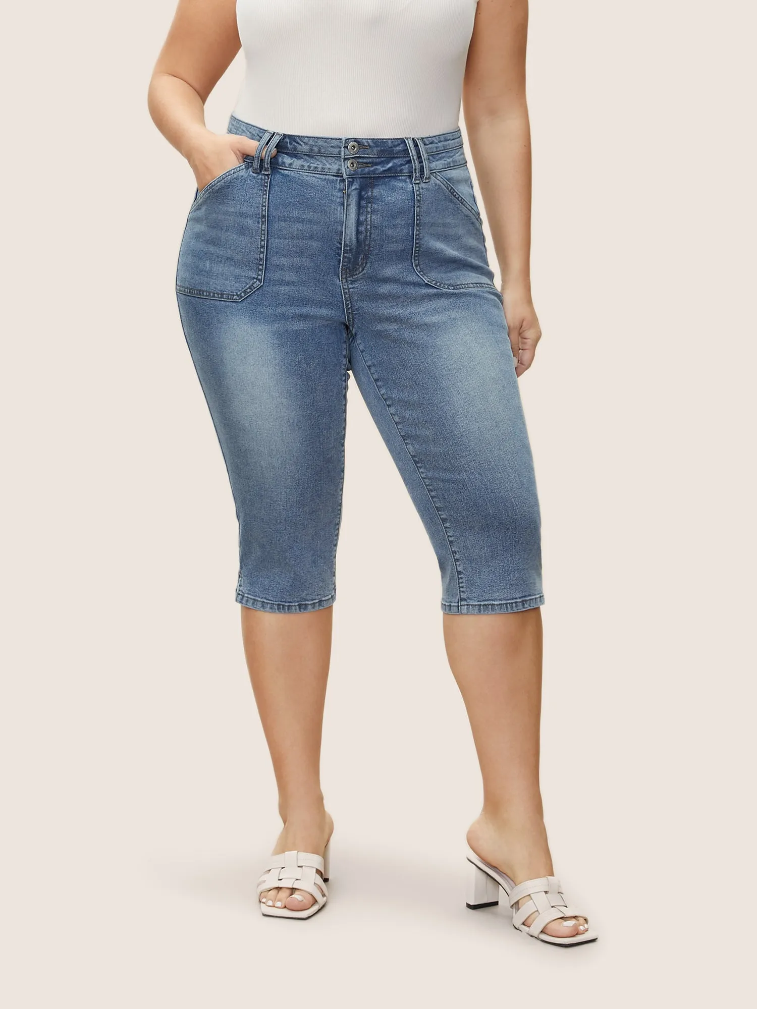 Light Wash Slit Hem Pull On Jegging Jeans sold by Bloomchic product image thumbnail 3