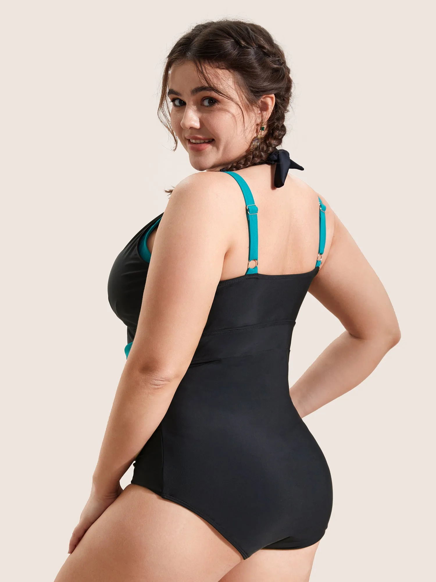 Two Tone Metal Chain Detail One Piece Swimsuit sold by Bloomchic product image thumbnail 2