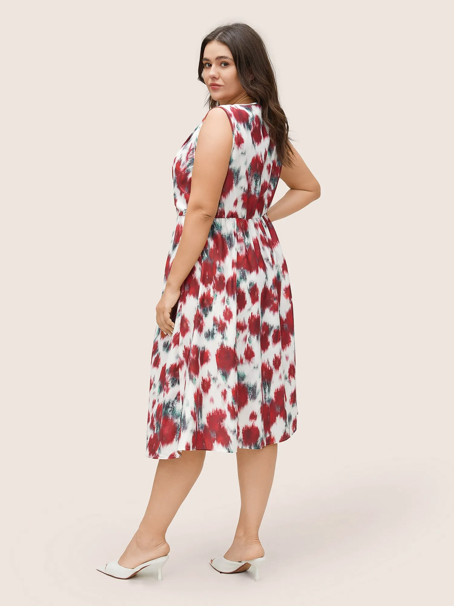 Graphic Contrast Pocket Surplice Neck Tank Dress sold by Bloomchic product image thumbnail 3