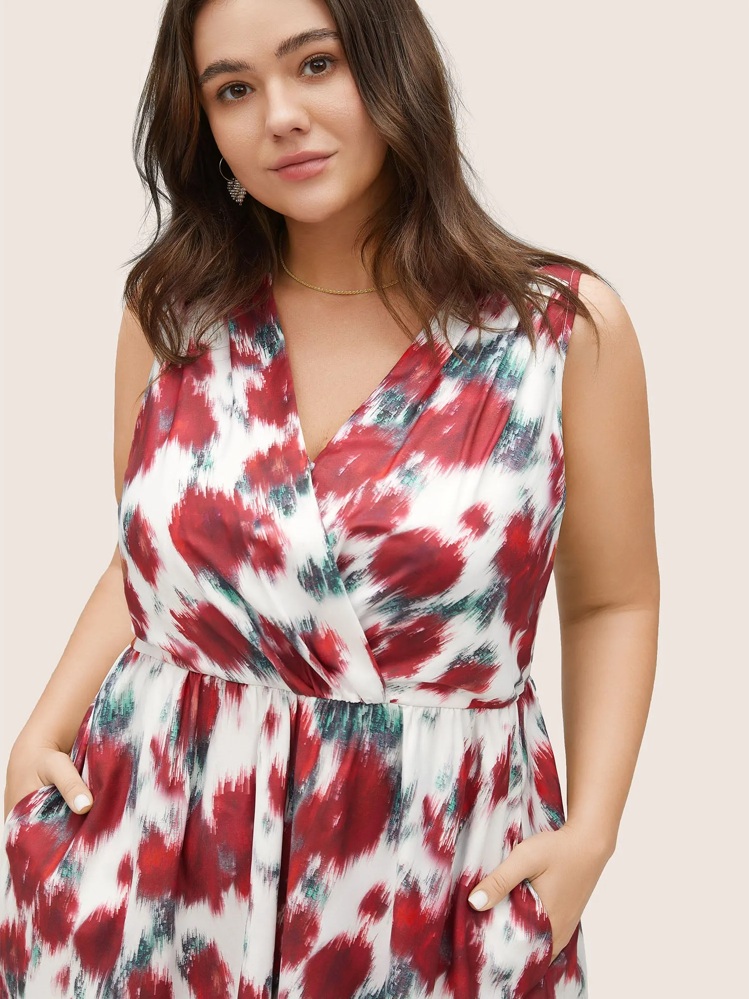 Graphic Contrast Pocket Surplice Neck Tank Dress sold by Bloomchic product image thumbnail 4