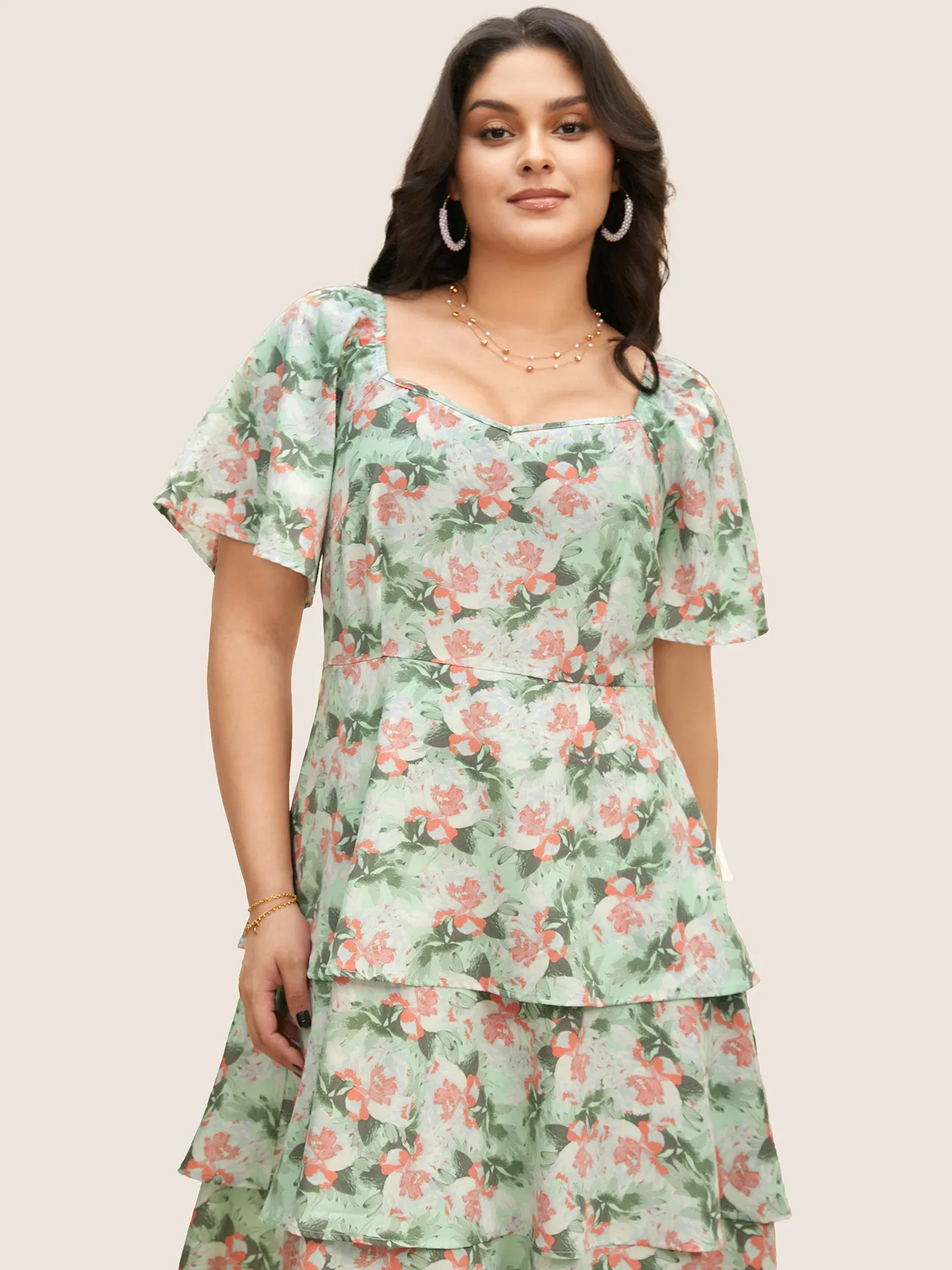 Floral Heart Neckline Shirred Ruffle Layered Hem Dress sold by Bloomchic product image thumbnail 4