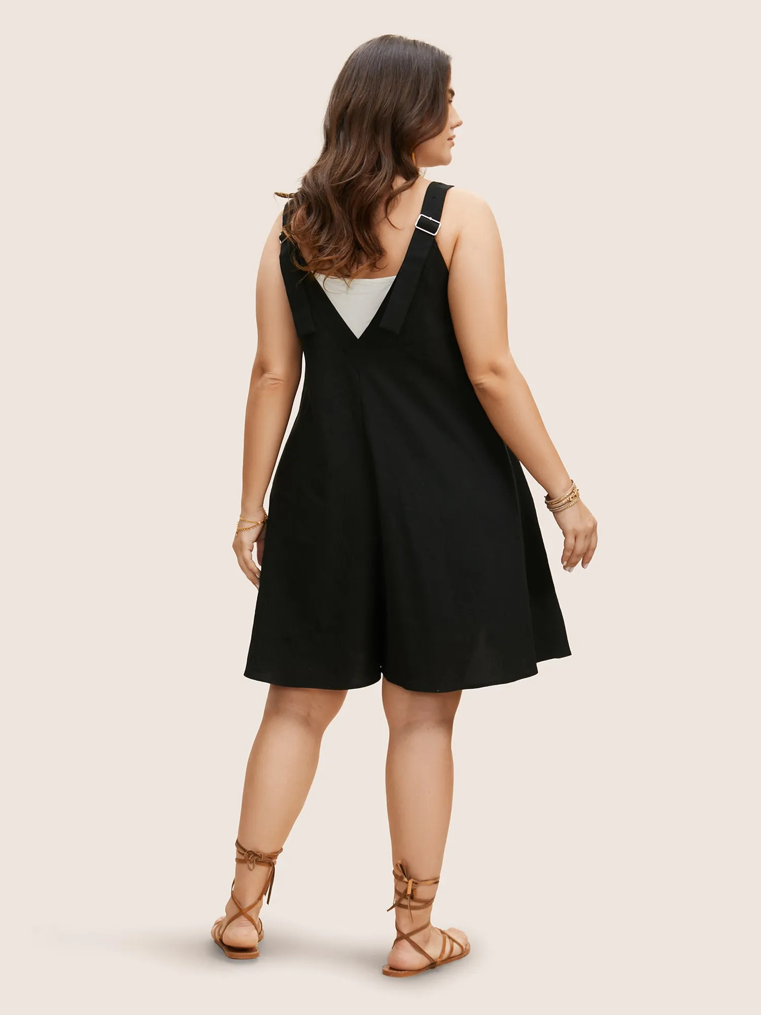 U Neck Stereo Flower Design Loose Romper sold by Bloomchic product image thumbnail 4