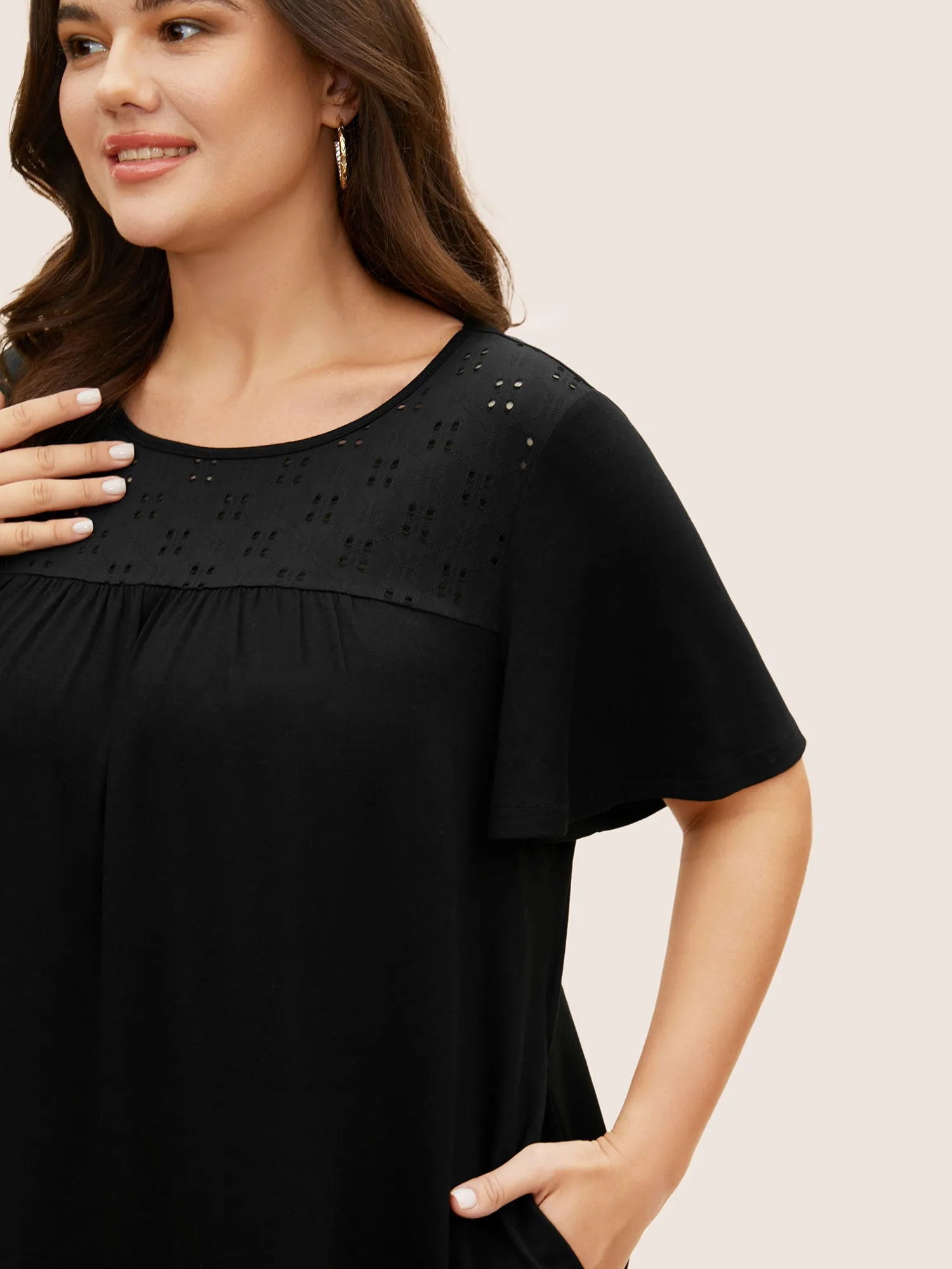 Broderie Anglaise Ruffle Sleeve Pocket T-shirt sold by Bloomchic product image thumbnail 4