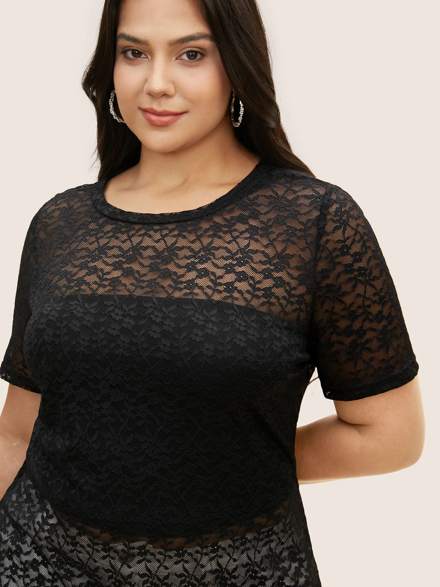 Crochet Lace Mesh Crew Neck T-shirt sold by Bloomchic product image thumbnail 3