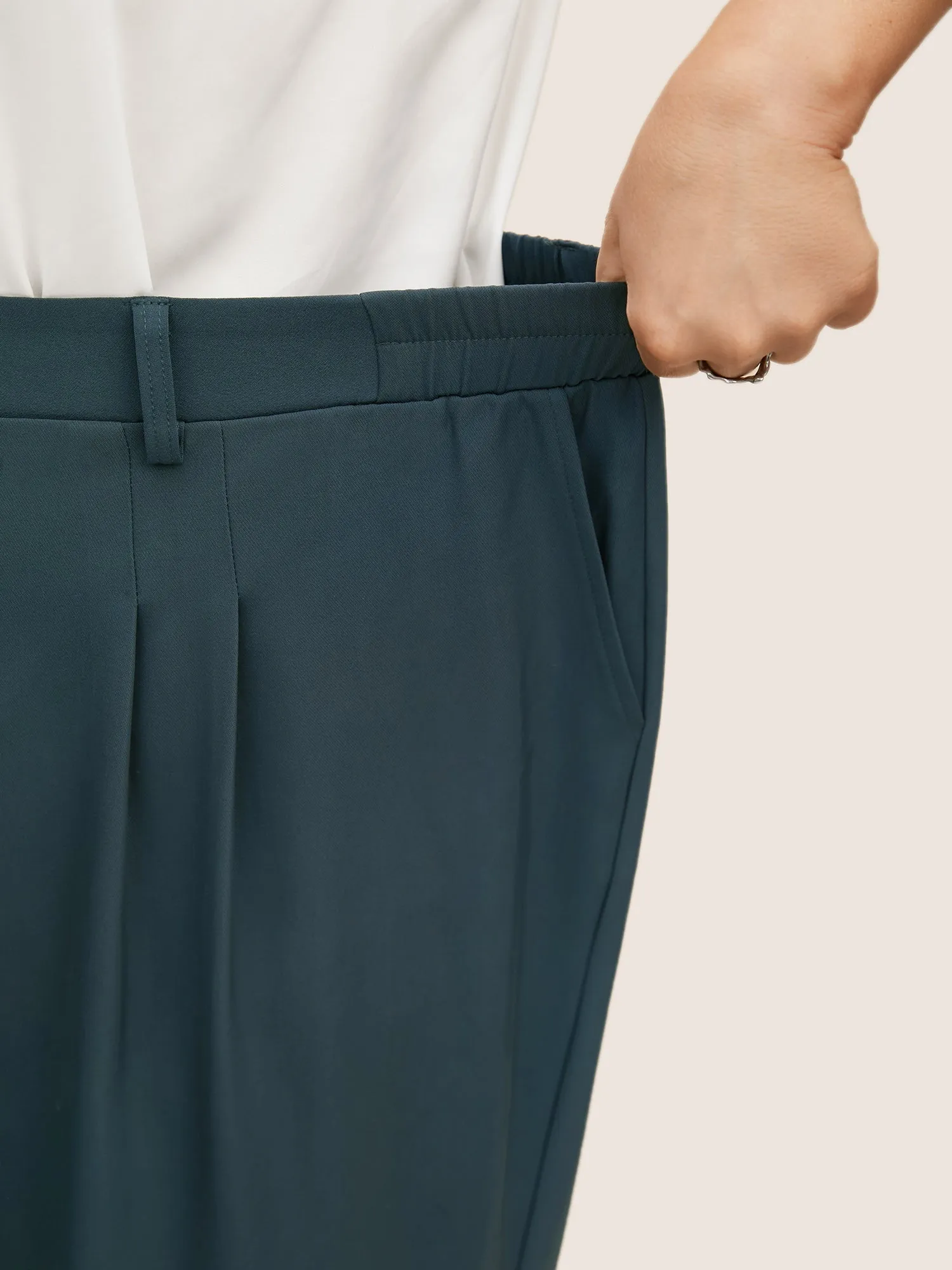 Mid Rise Elastic Waist Pleated Wide Leg Pants sold by Bloomchic product image thumbnail 4