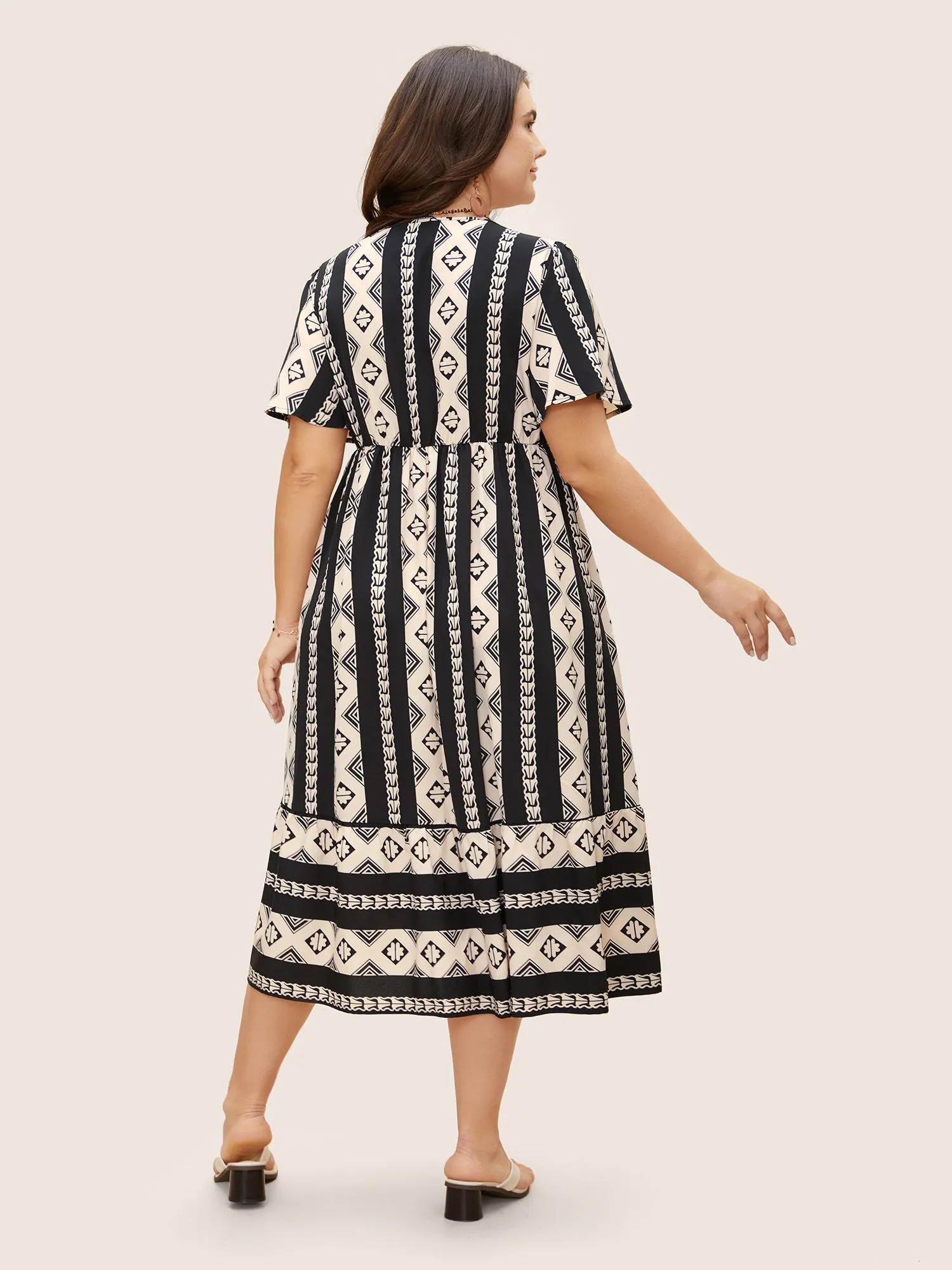 Bandana Geometric Flutter Sleeve Midi Dress sold by Bloomchic product image thumbnail 4