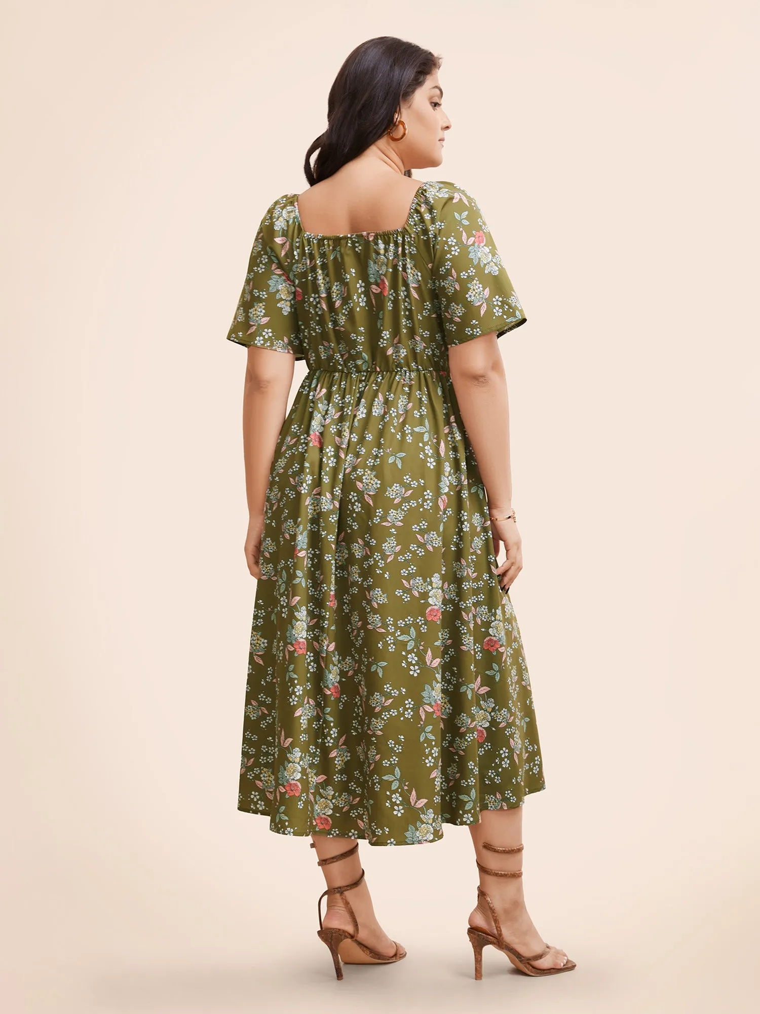 Heart Neckline Ditsy Floral Split Side Dress sold by Bloomchic product image thumbnail 4