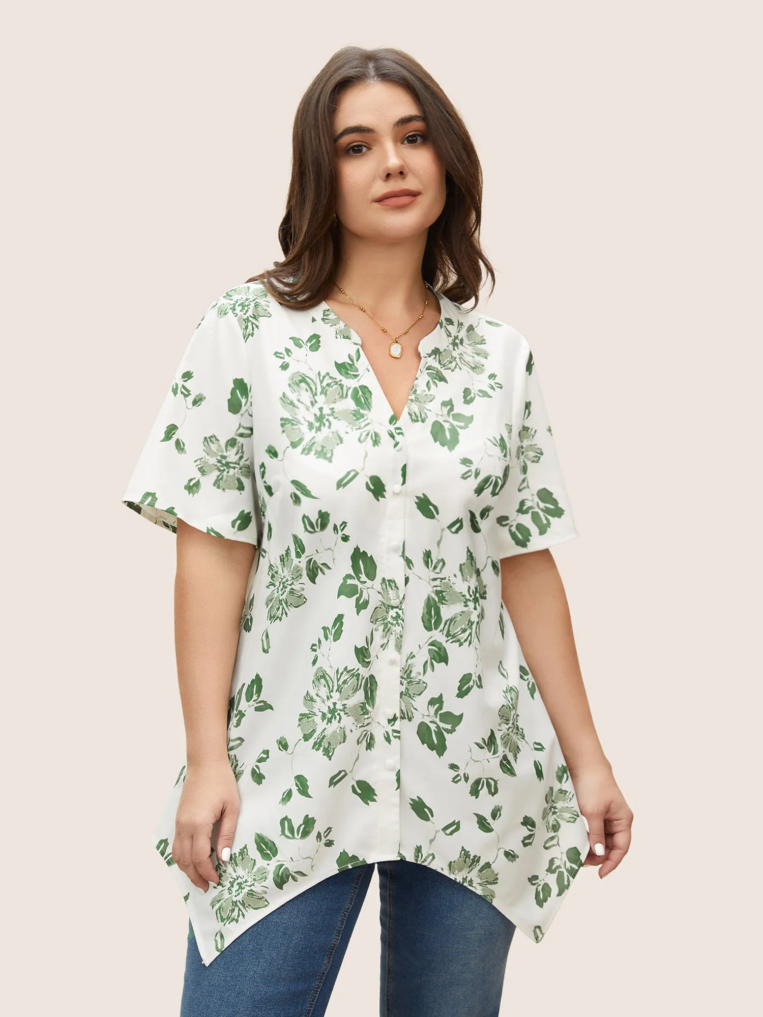 Floral Flat Collar Hanky Hem Blouse sold by Bloomchic product image thumbnail 3