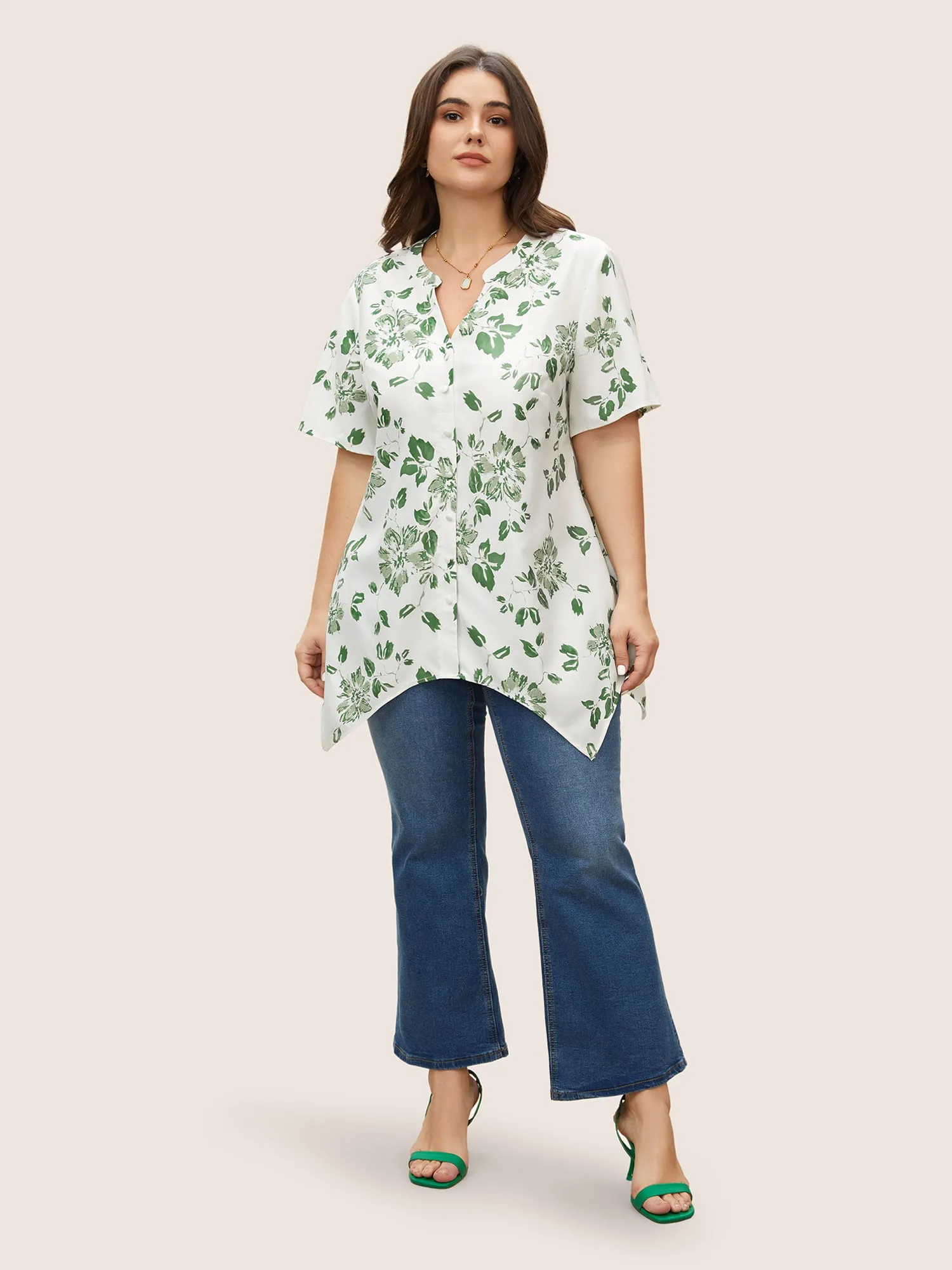 Floral Flat Collar Hanky Hem Blouse sold by Bloomchic product image thumbnail 2