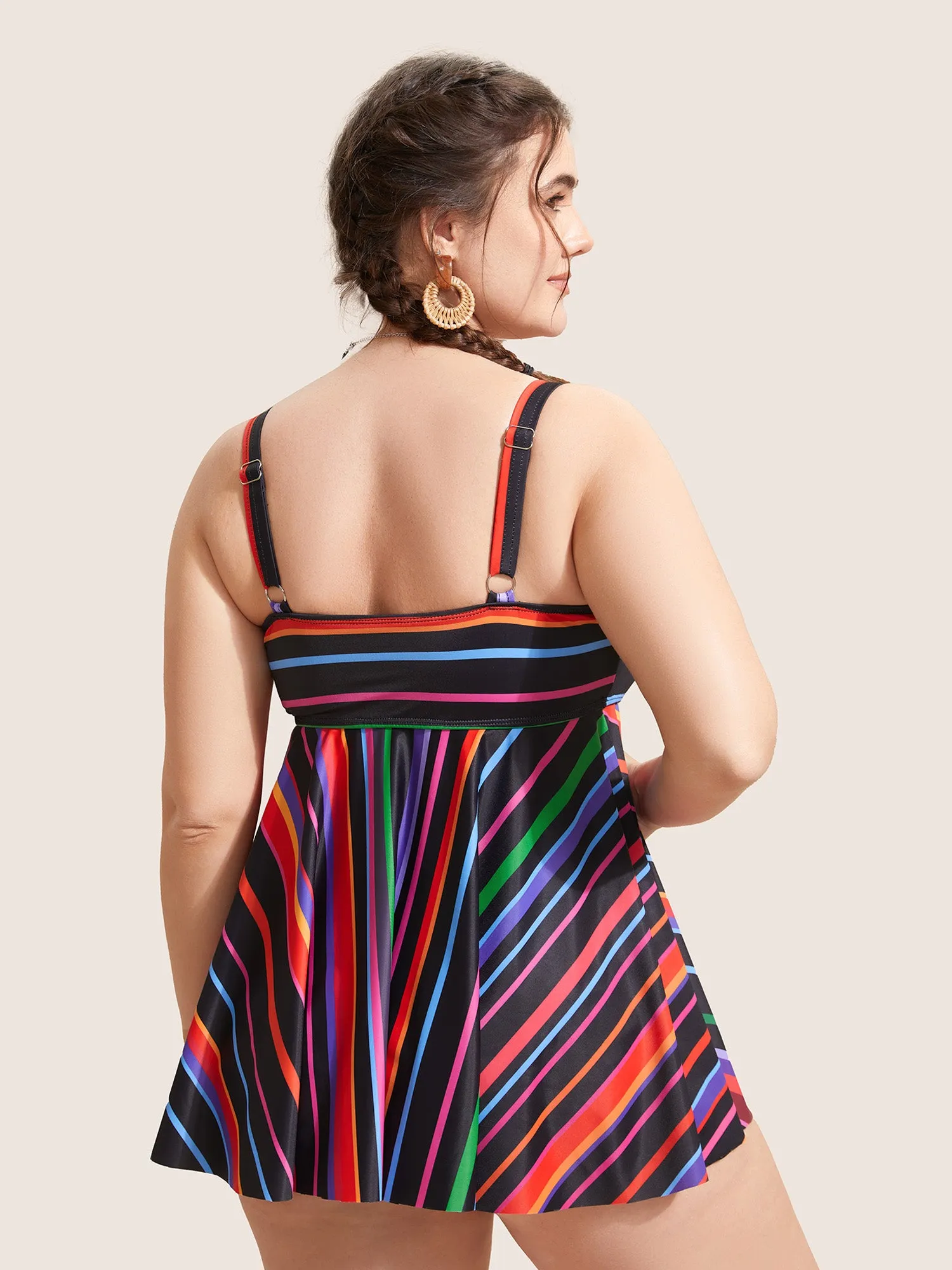 Heart Neckline Striped Contrast Gathered Swim Top sold by Bloomchic product image thumbnail 2