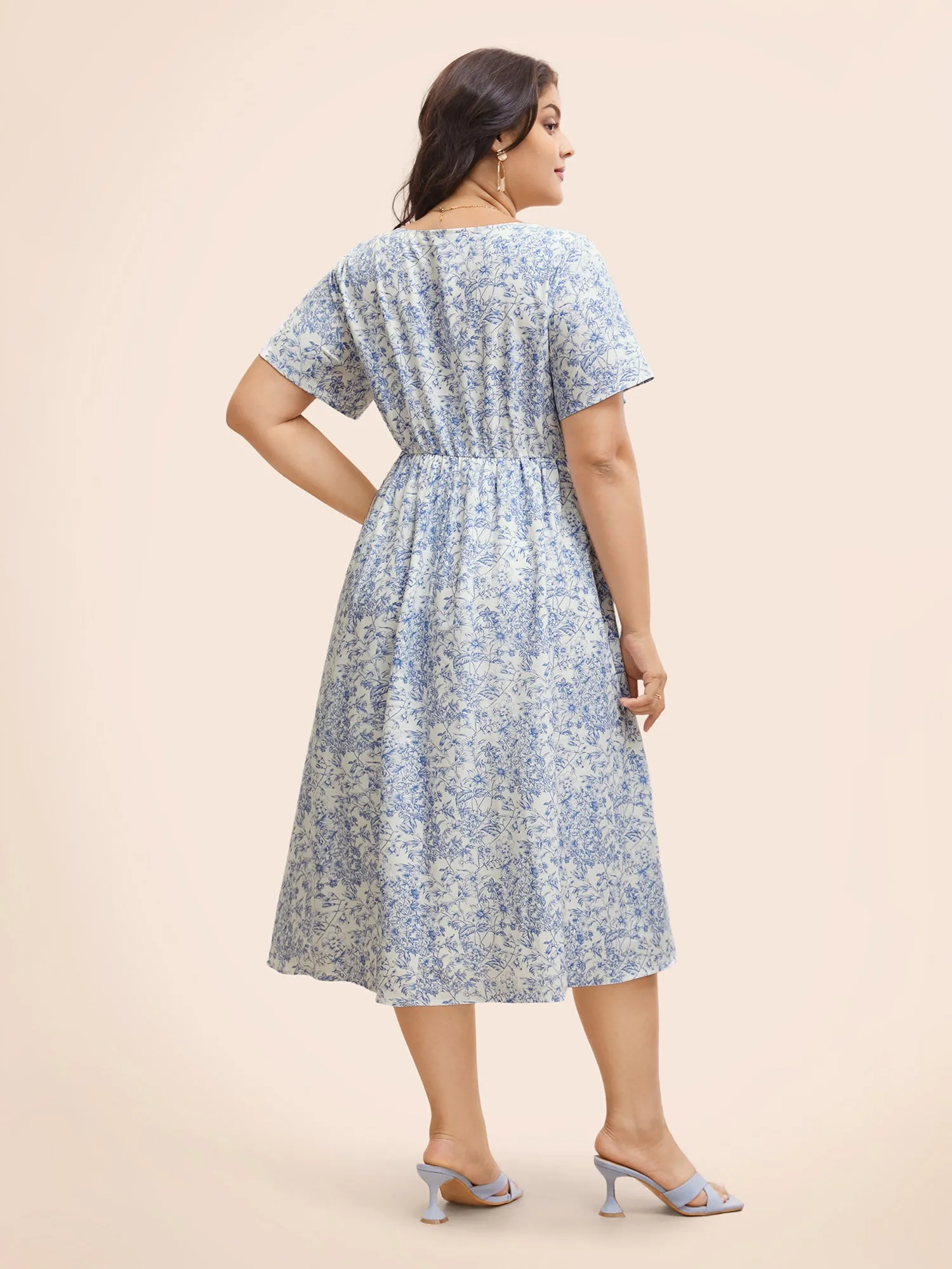 Square Neck Floral Tucked Seam Dress sold by Bloomchic product image thumbnail 4