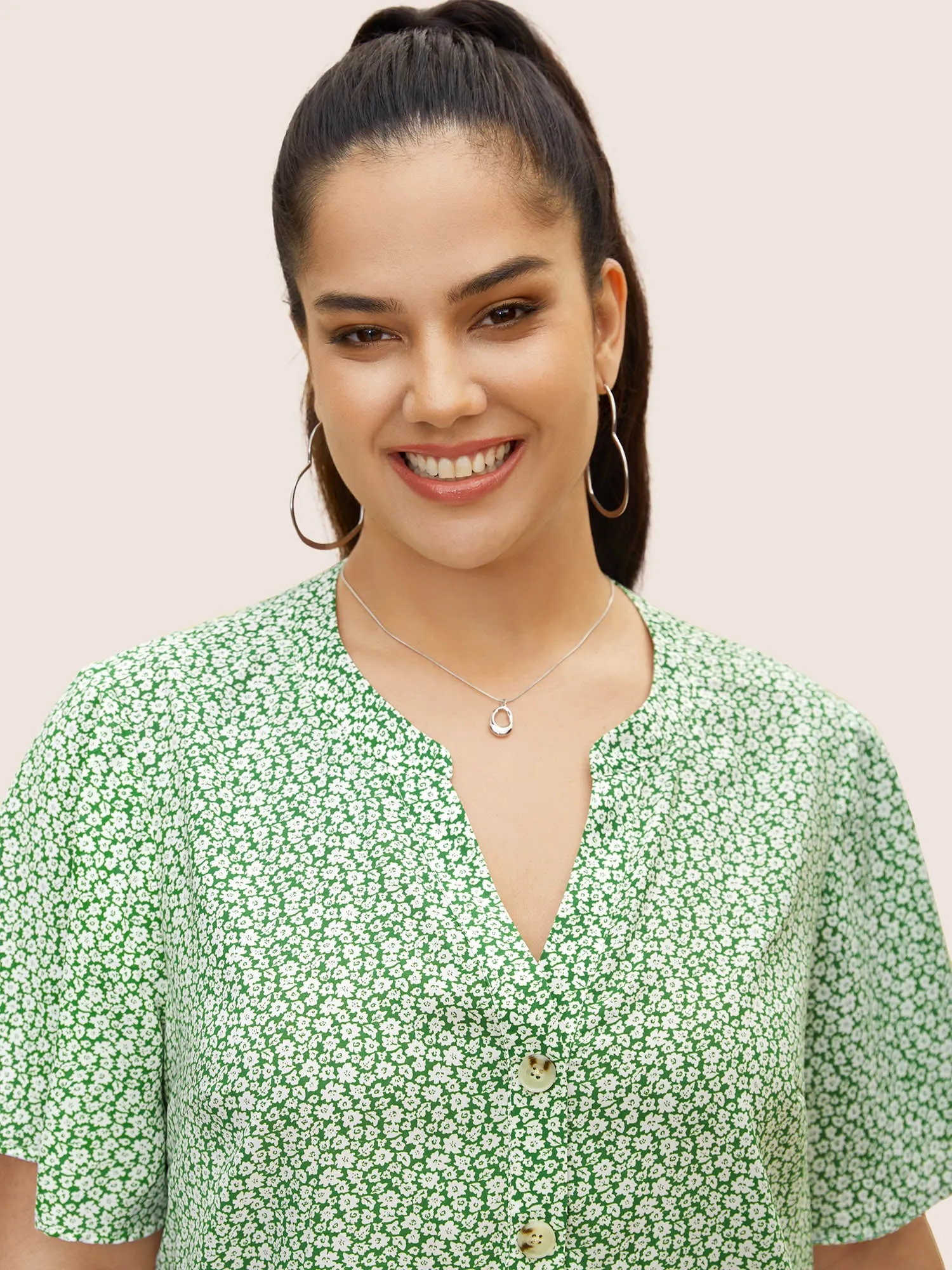 Notched Collar Ditsy Floral Split Hem Blouse sold by Bloomchic product image thumbnail 4