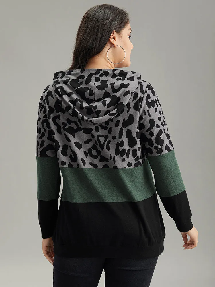 Leopard Colorblock Contrast Hooded Drawstring Sweatshirt sold by Bloomchic product image thumbnail 2