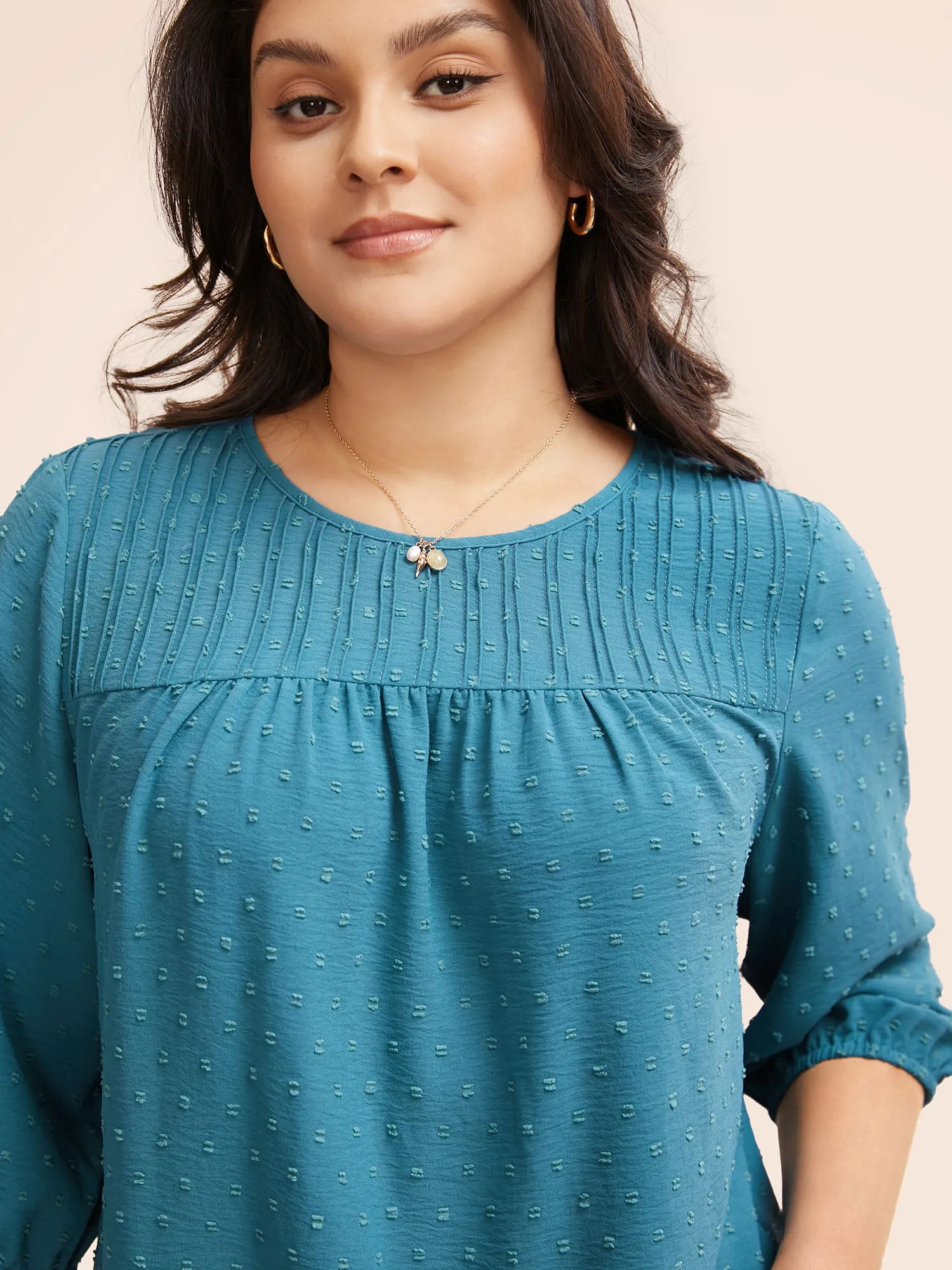 Texture Round Neck Pleated Lantern Sleeve Blouse sold by Bloomchic product image thumbnail 4