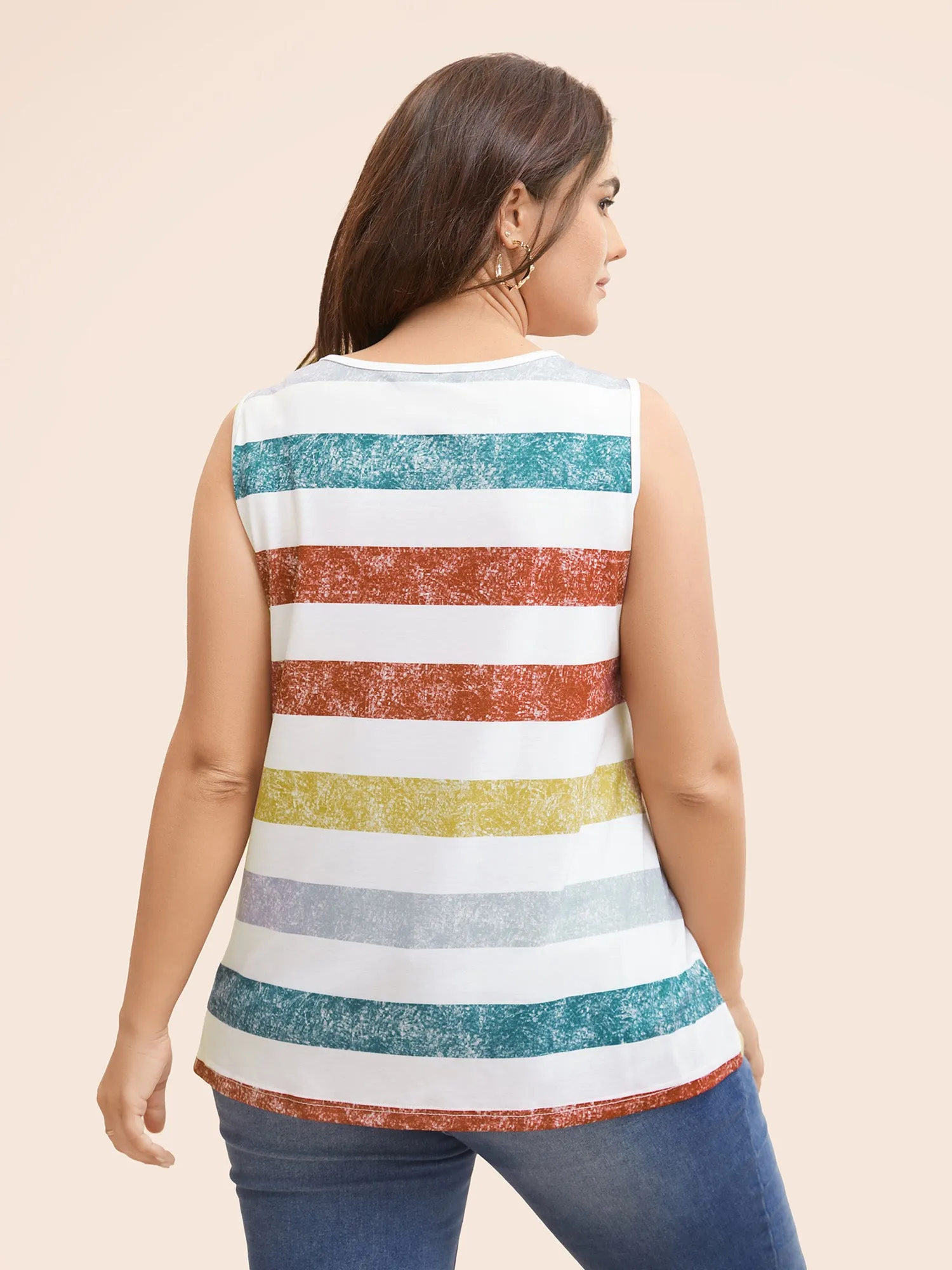 Striped Contrast Crew Neck Sleeveless Tank Top sold by Bloomchic product image thumbnail 4