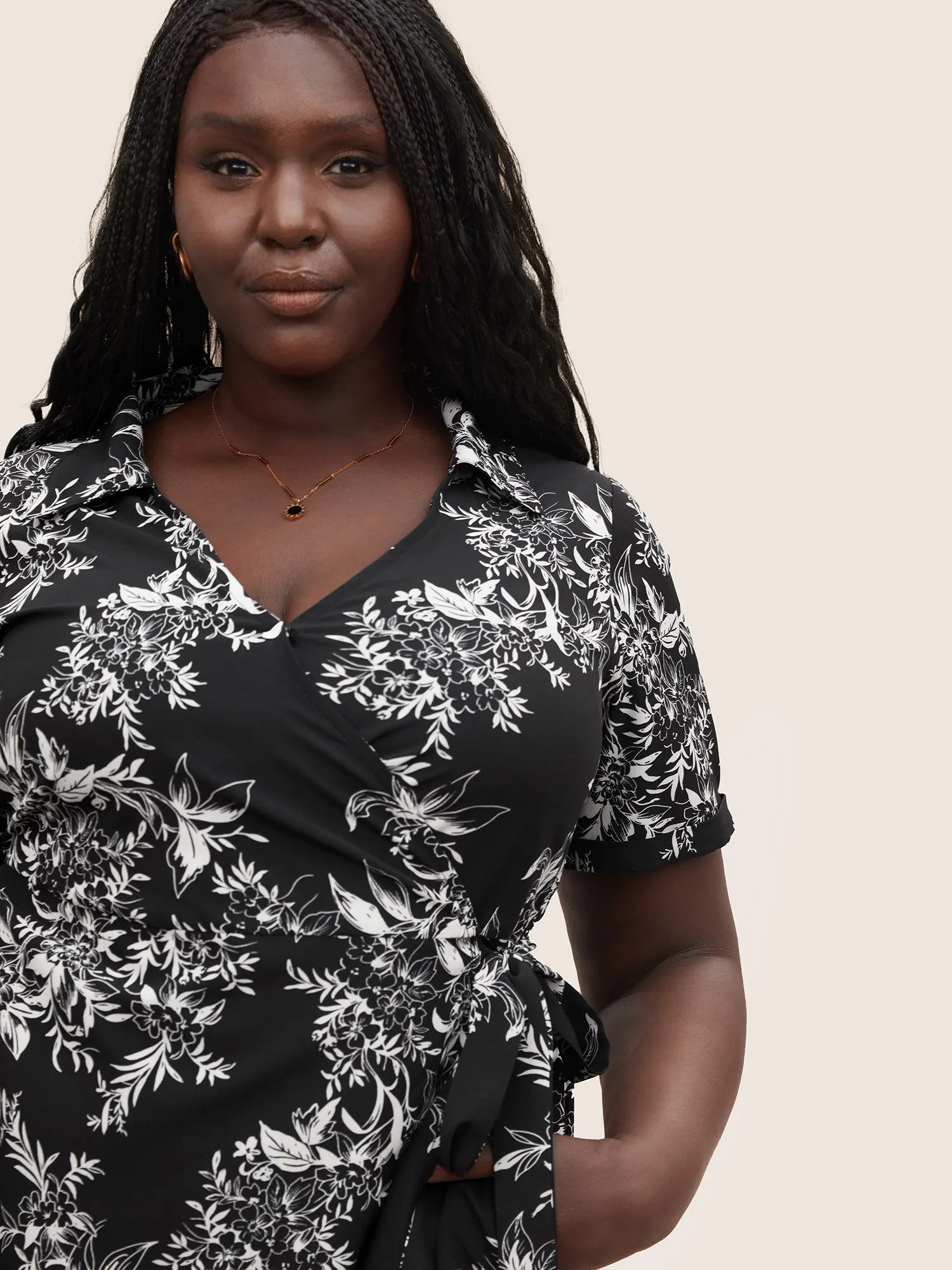 Silhouette Floral Print Ties Lapel Collar Dress sold by Bloomchic product image thumbnail 4