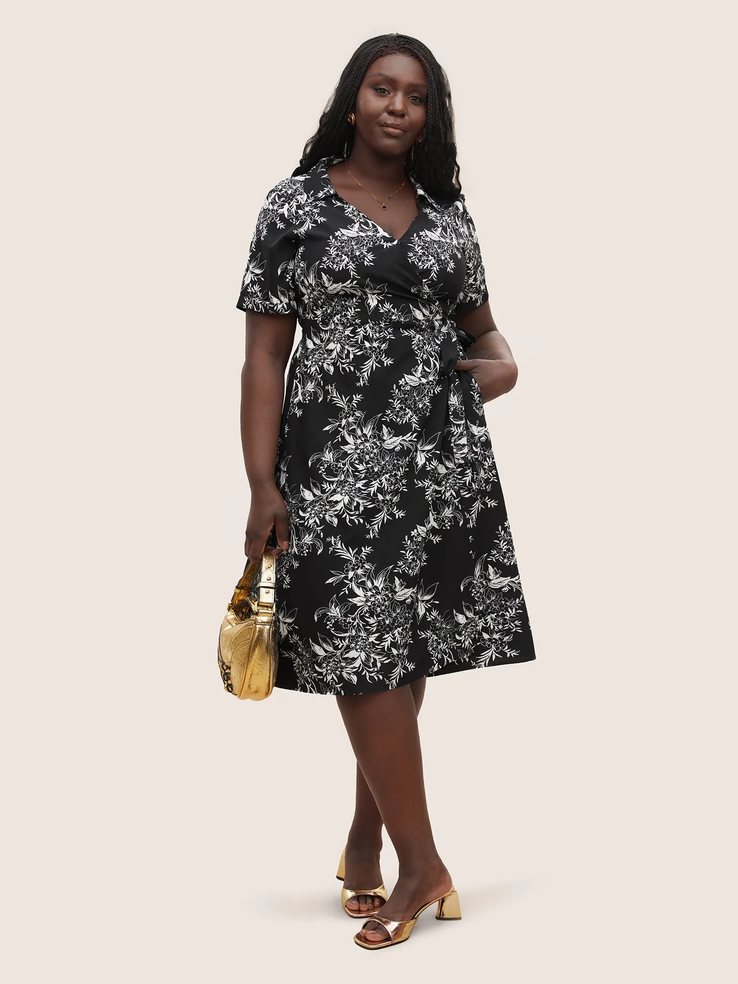 Silhouette Floral Print Ties Lapel Collar Dress sold by Bloomchic