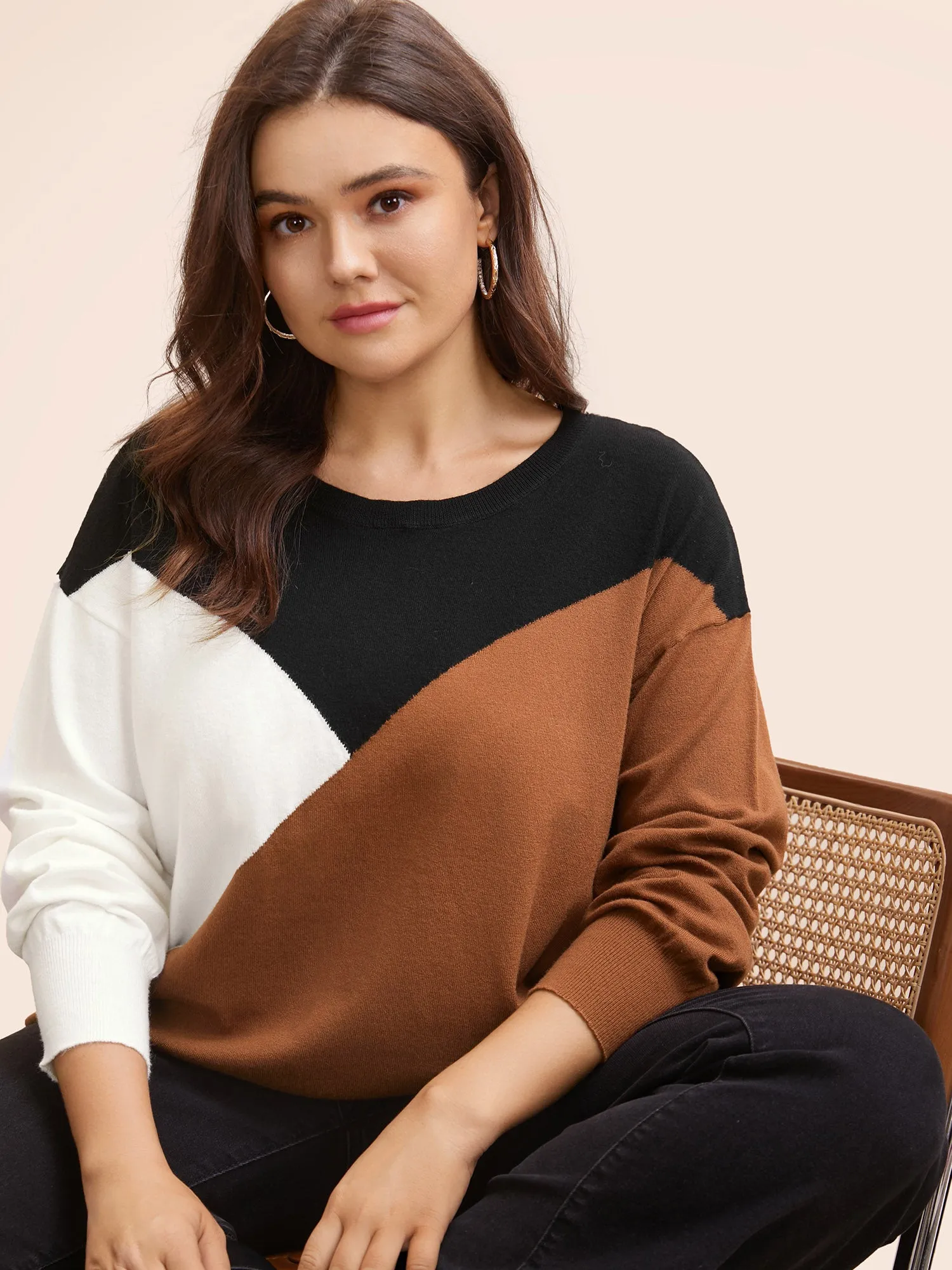 Supersoft Essentials Colorblock Contrast Pullover sold by Bloomchic product image thumbnail 3
