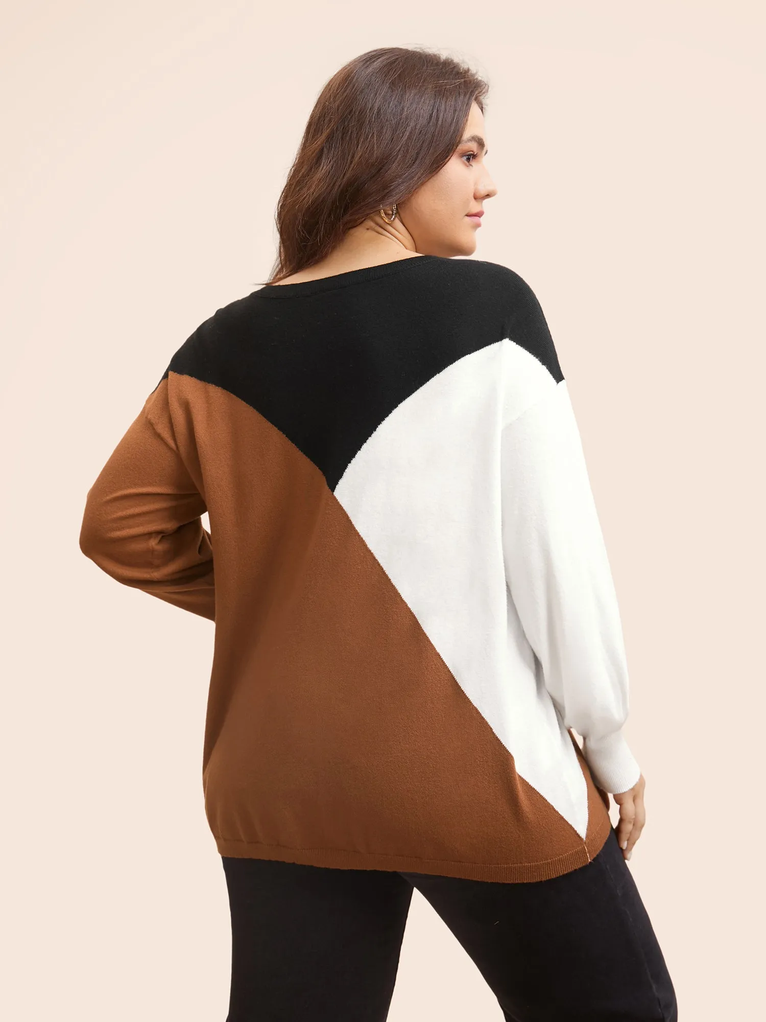 Supersoft Essentials Colorblock Contrast Pullover sold by Bloomchic product image thumbnail 2