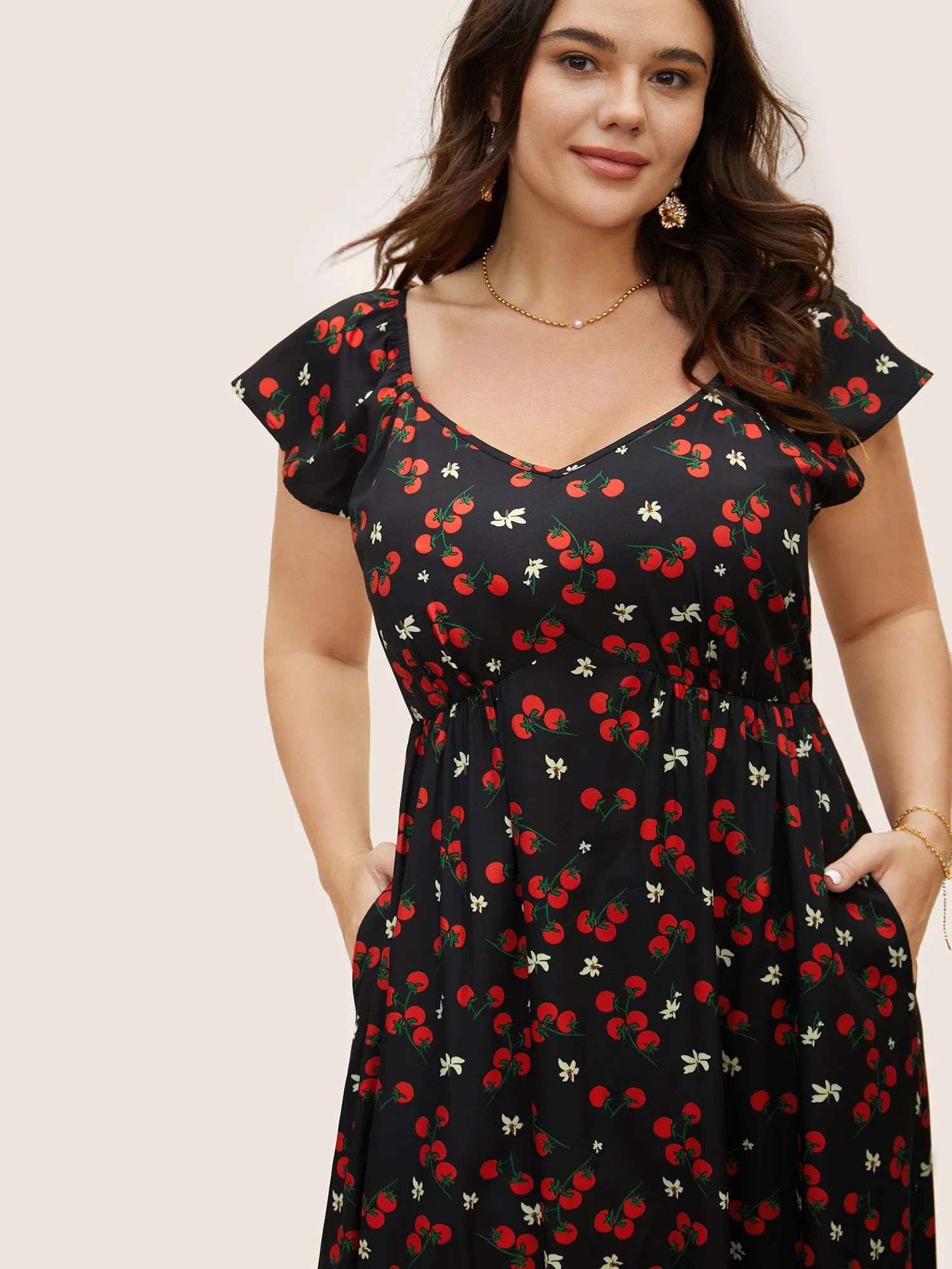 Tomato Print Heart Neckline Ruffle Cap Sleeve Dress sold by Bloomchic product image thumbnail 4