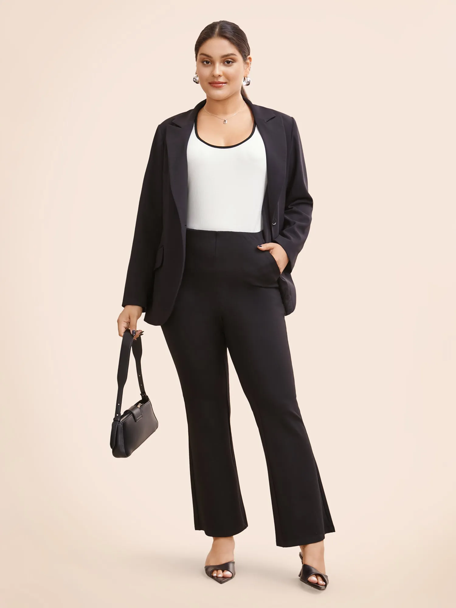 U Neck Texture Contrast Trim T-shirt sold by Bloomchic product image thumbnail 3