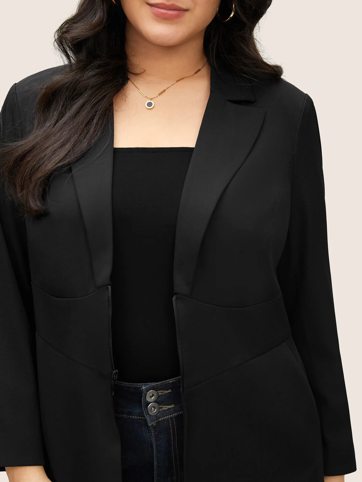 Plain Suit Collar Tummy Control Half Zip Blazer sold by Bloomchic product image thumbnail 4