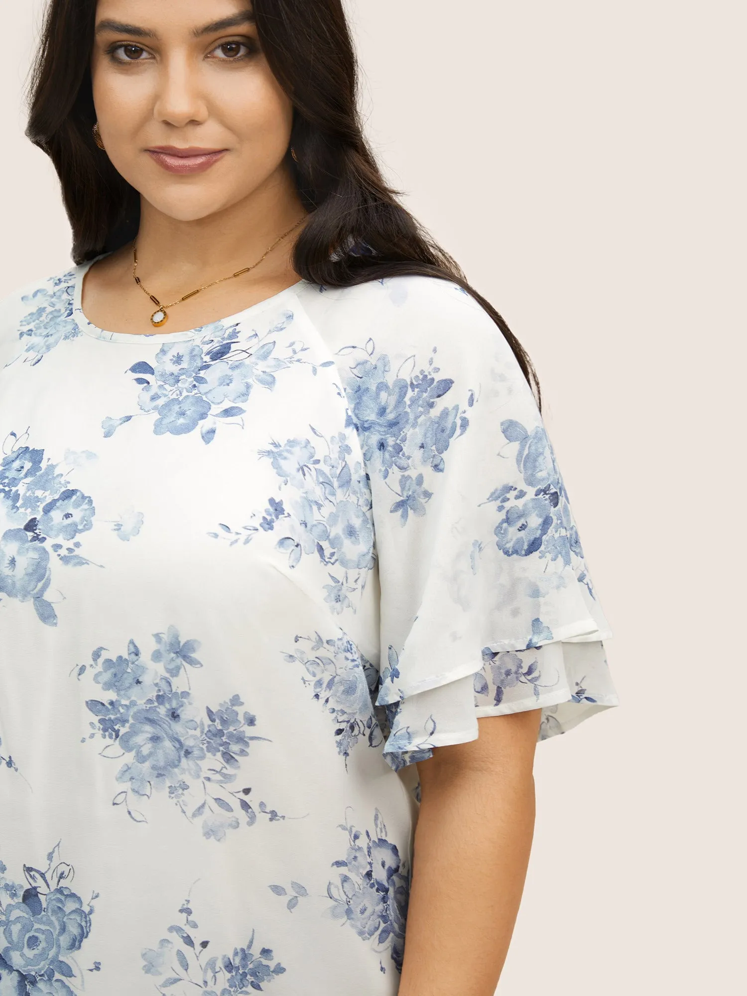Chiffon Floral Tiered Ruffles Raglan Sleeve Blouse sold by Bloomchic product image thumbnail 4