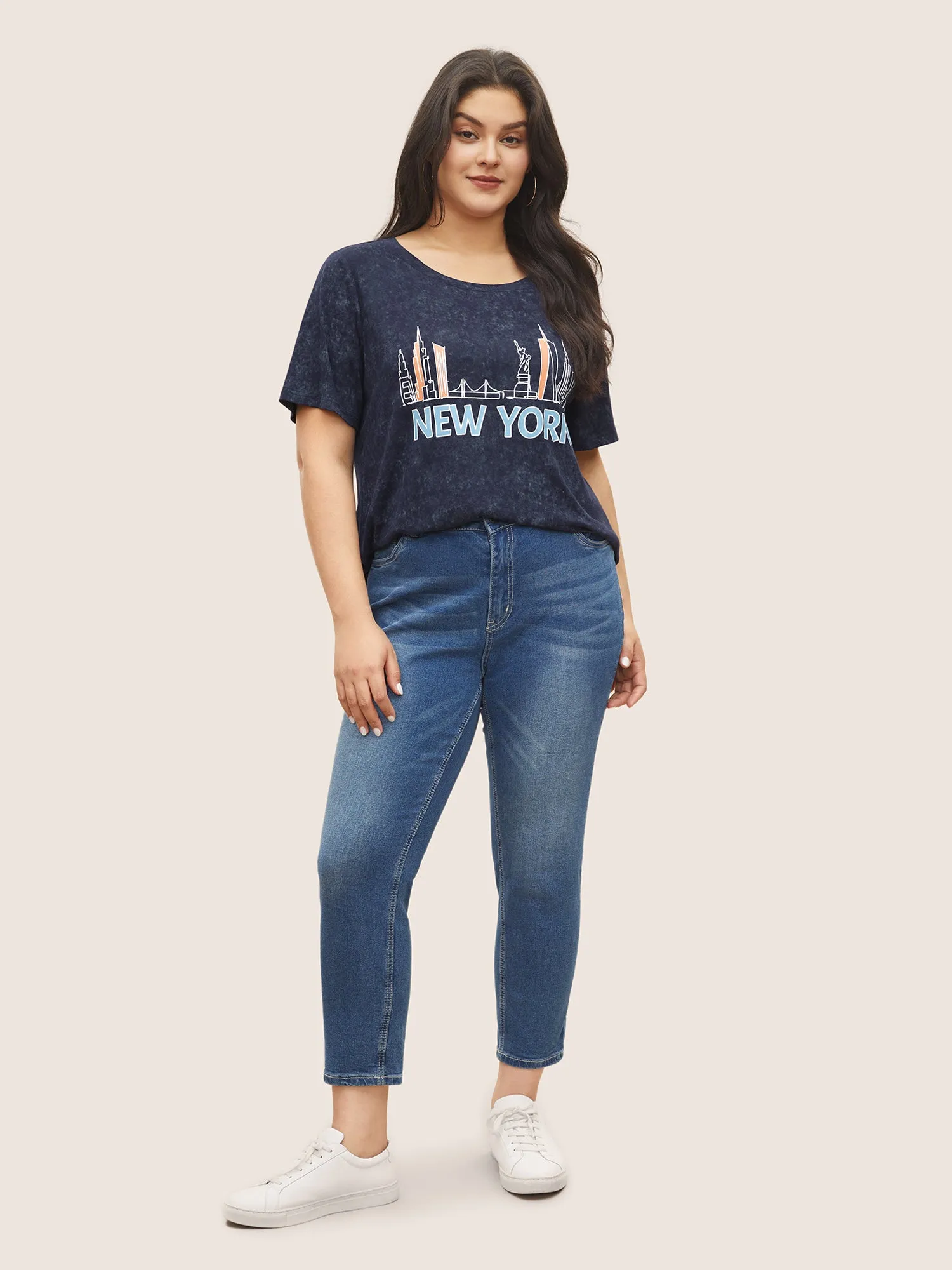 Vintage City Print Crew Neck T-shirt sold by Bloomchic product image thumbnail 4