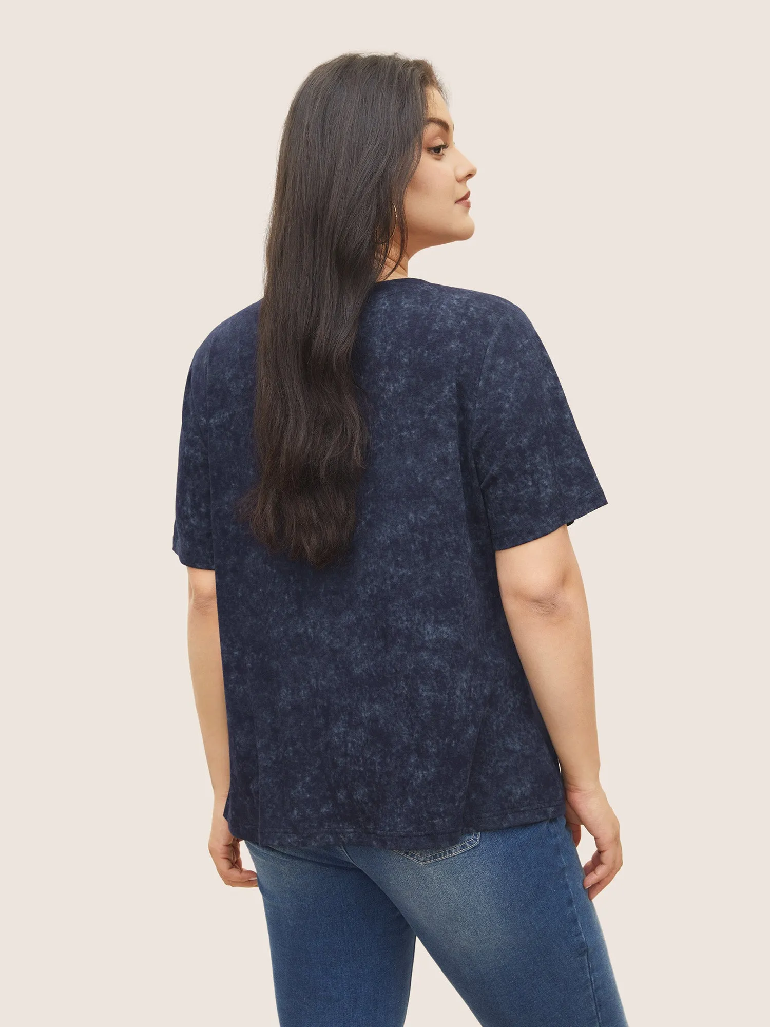 Vintage City Print Crew Neck T-shirt sold by Bloomchic product image thumbnail 3