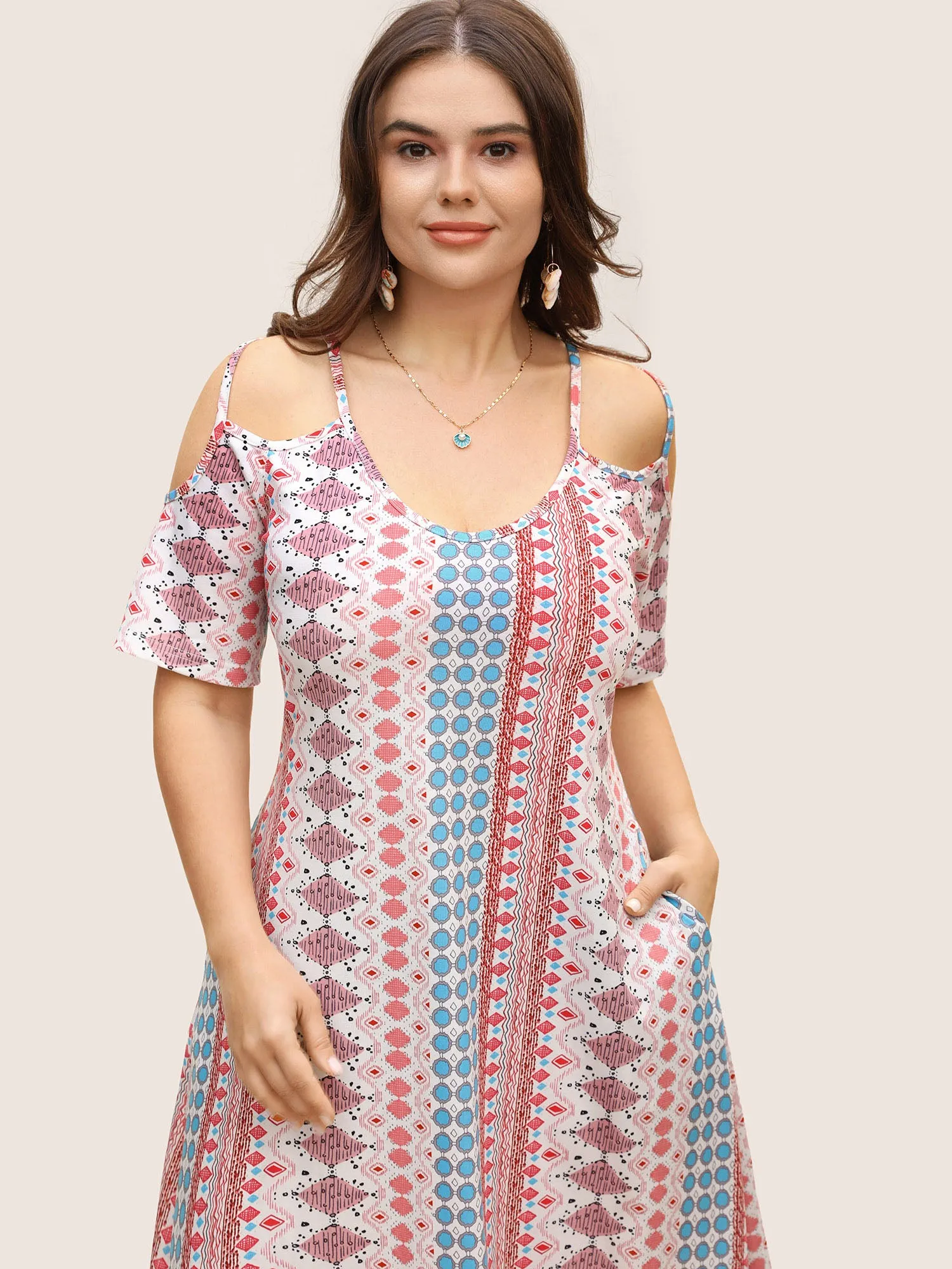Geometric Bandana Print Cold Shoulder Midi Dress sold by Bloomchic product image thumbnail 4