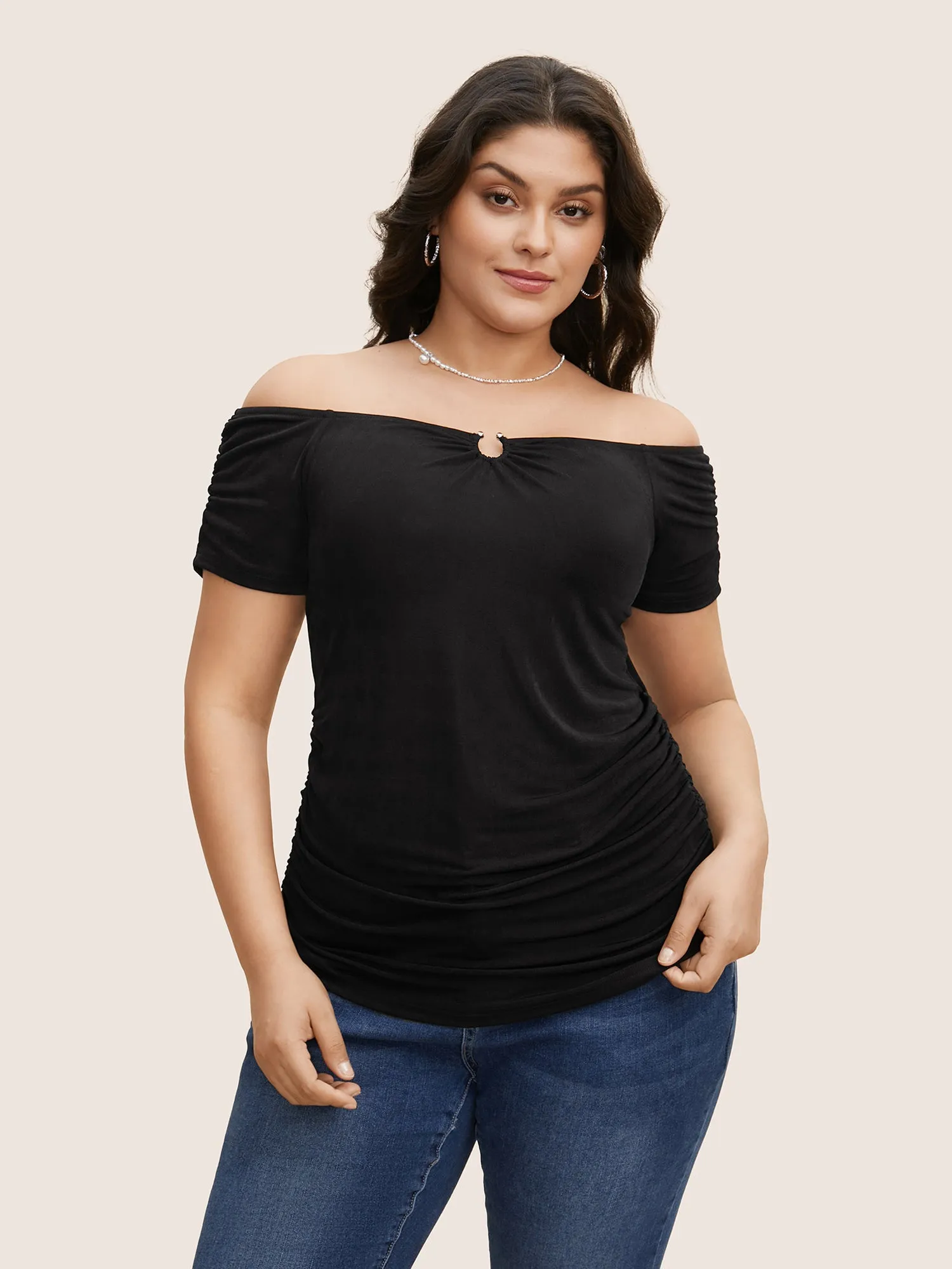 One Shoulder Neck Cut Out Gathered T-shirt sold by Bloomchic