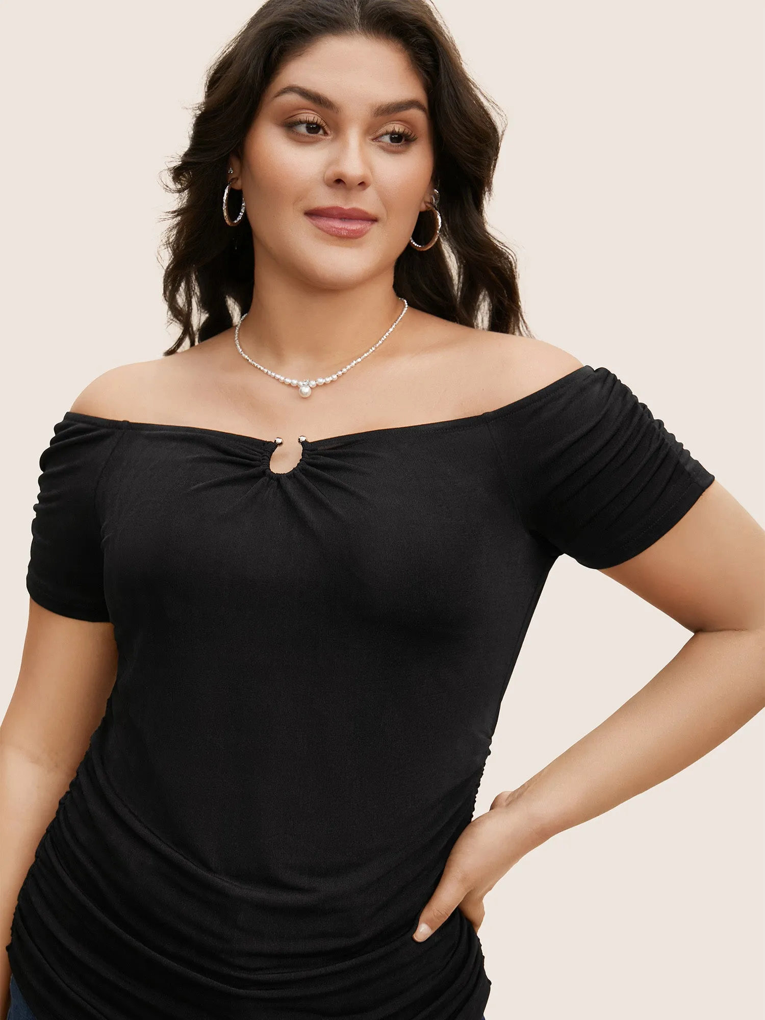 One Shoulder Neck Cut Out Gathered T-shirt sold by Bloomchic product image thumbnail 3