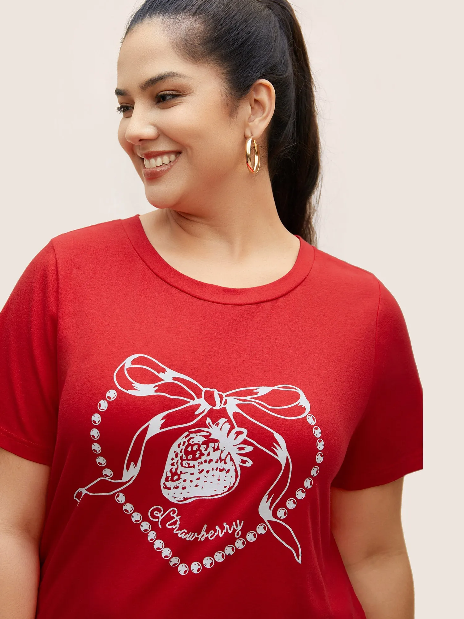 Crew Neck Strawberry Print T-shirt sold by Bloomchic product image thumbnail 4