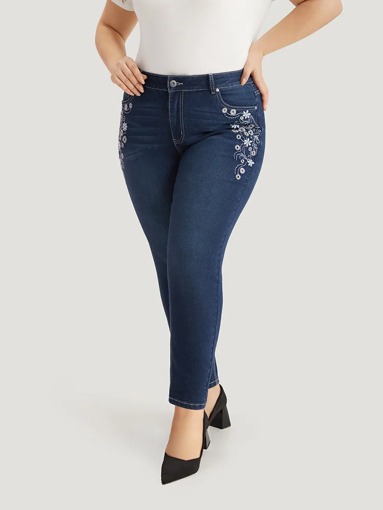 Floral Embroidered High Rise Skinny Jeans sold by Bloomchic product image thumbnail 5