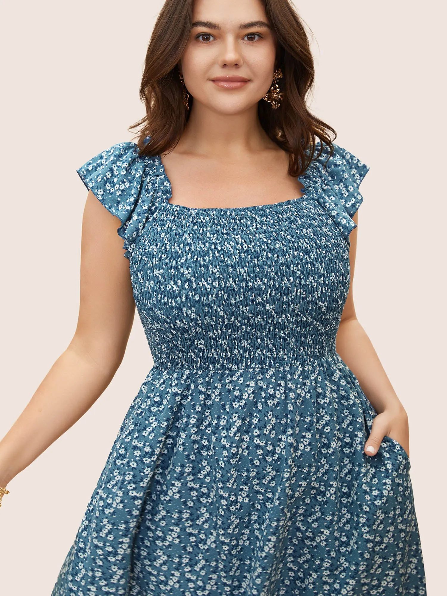 Ditsy Floral Square Neck Ruffles Shirred Midi Dress sold by Bloomchic product image thumbnail 4