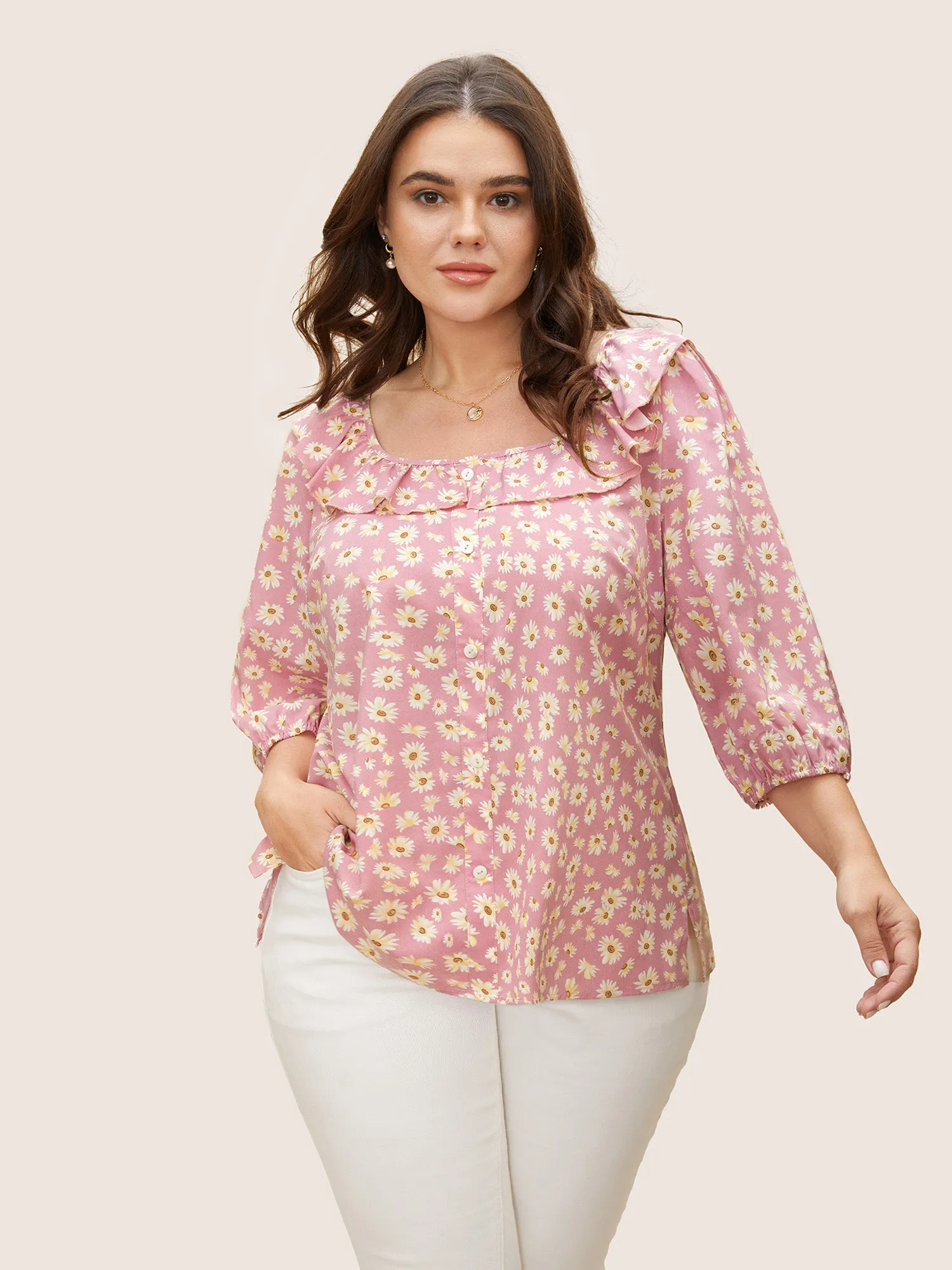 Daisy Patterned Ruffled Collar Blouse sold by Bloomchic product image thumbnail 3