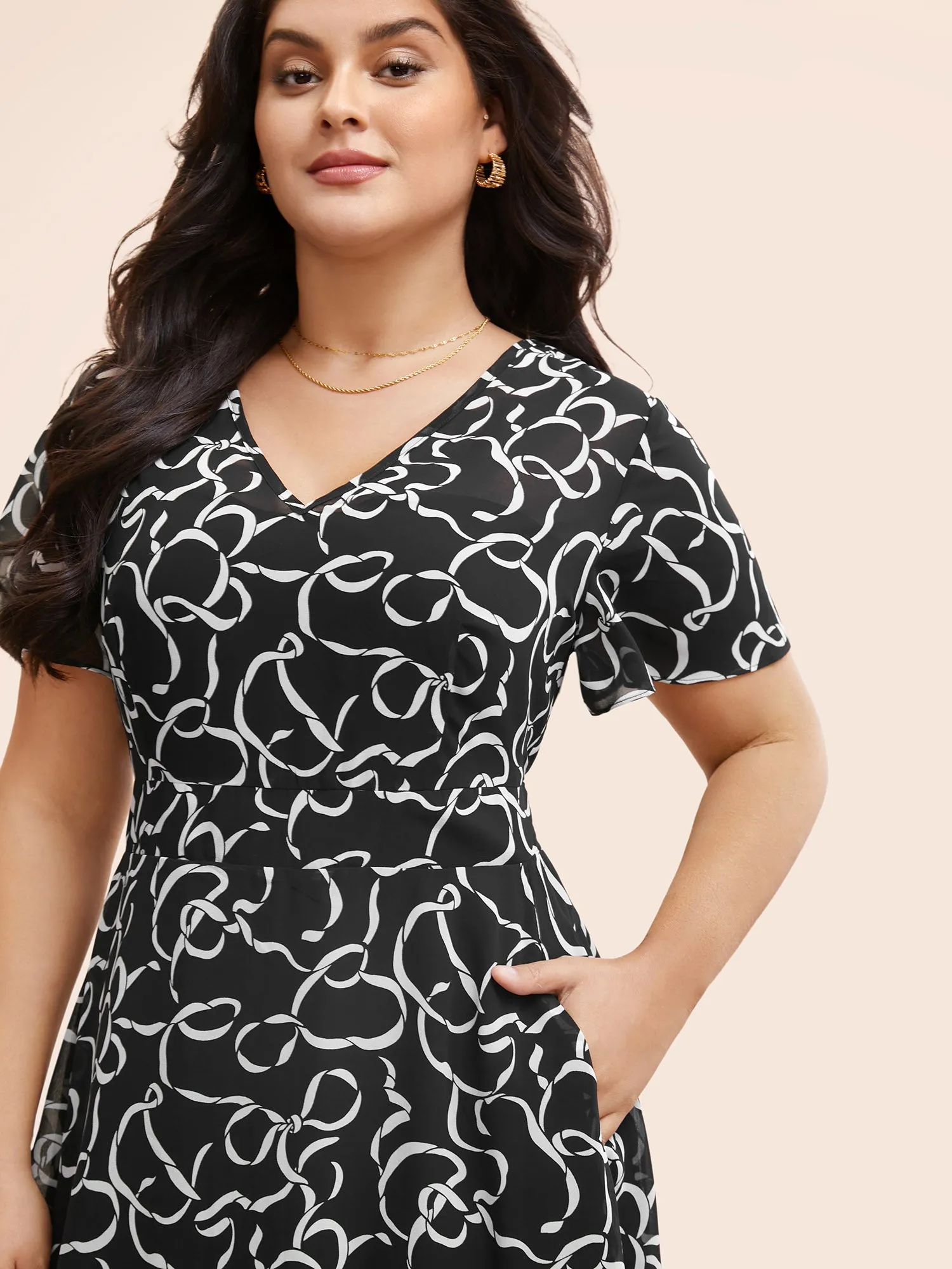 Chiffon Bowknot Print Ruffle Sleeve Midi Dress sold by Bloomchic product image thumbnail 4