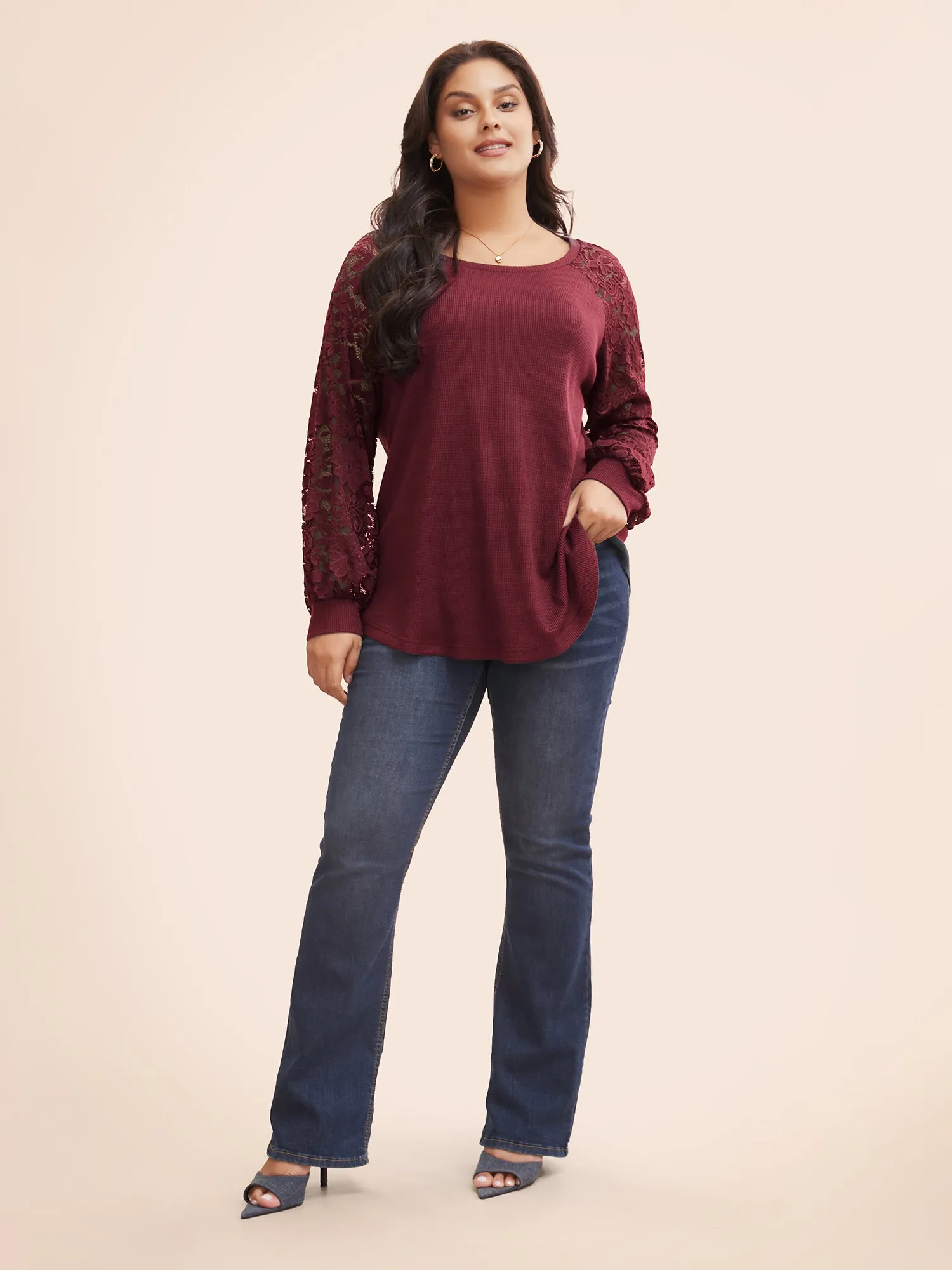 Plain Lace Panel Round Neck Raglan Sleeve T-shirt sold by Bloomchic product image thumbnail 2