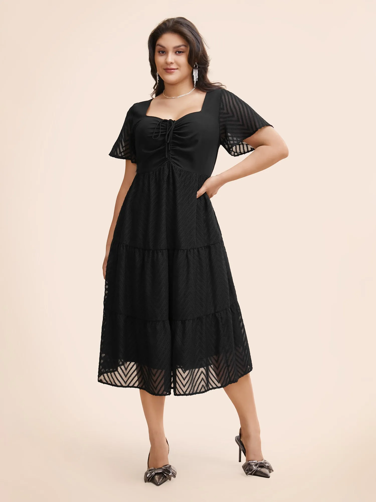 Heart Neckline Texture Patchwork Drawstring Dress sold by Bloomchic product image thumbnail 2