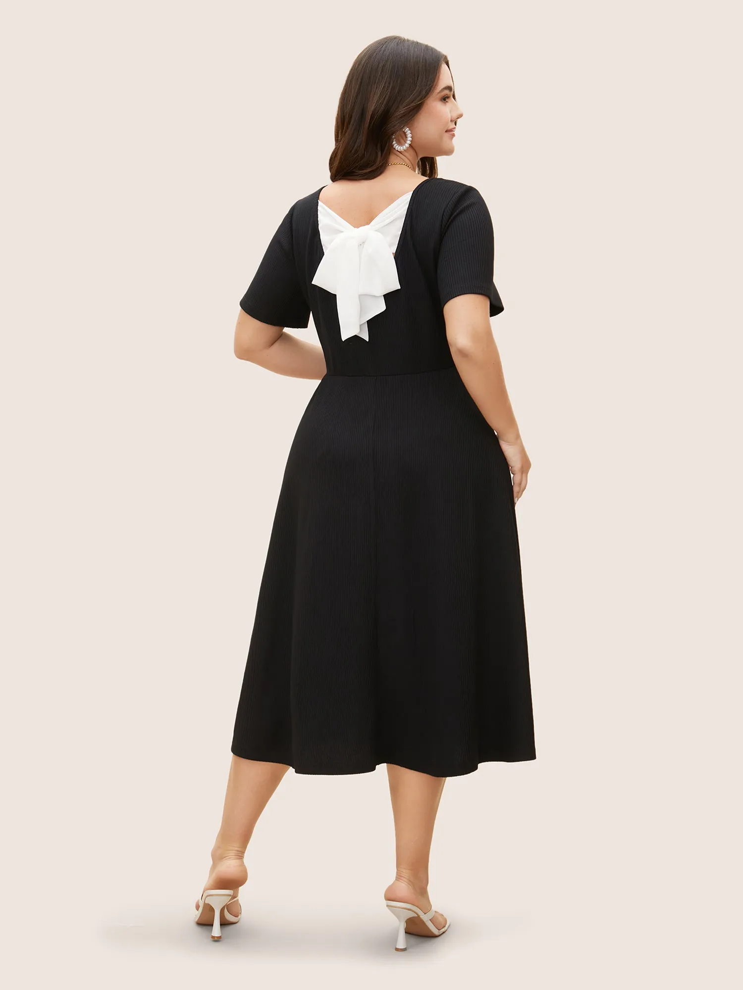 Round Neck Contrast Back Bowknot Midi Dress sold by Bloomchic