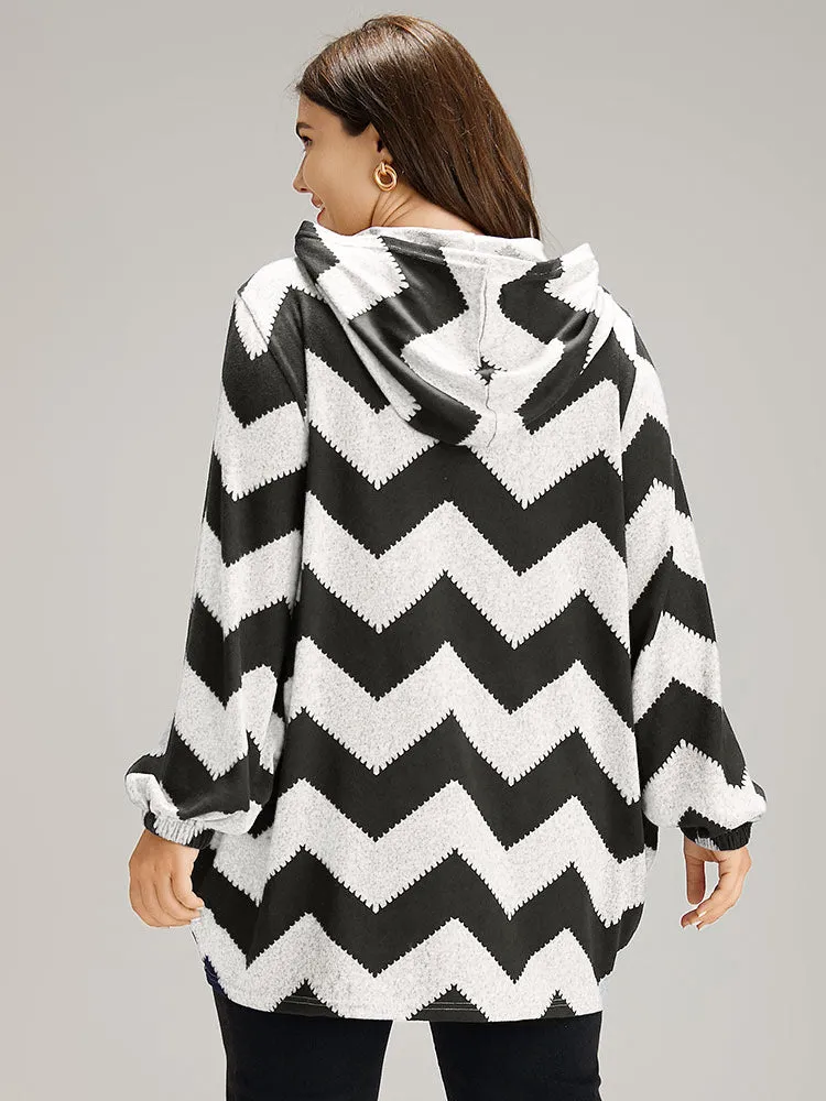 Geo Striped Hooded Elastic Cuffs T-shirt sold by Bloomchic product image thumbnail 3