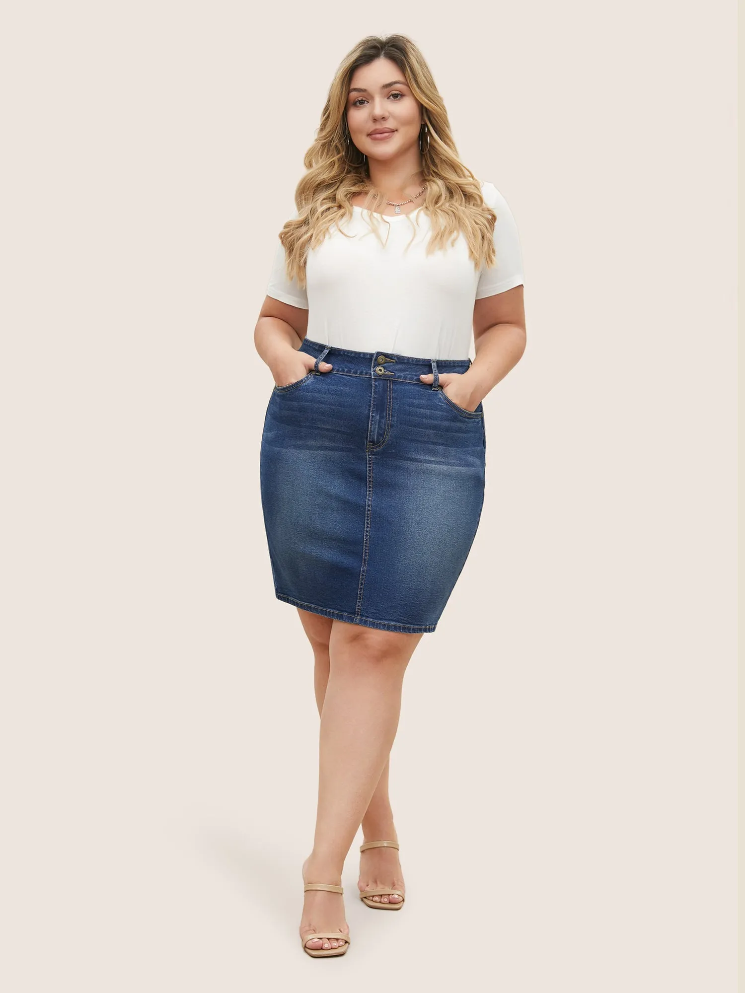 Dark Wash Split Back Bodycon Denim Skirt sold by Bloomchic product image thumbnail 2