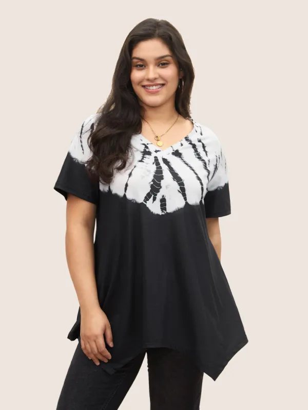 Tie Dye V Neck Pocket Hanky Hem T-shirt sold by Bloomchic